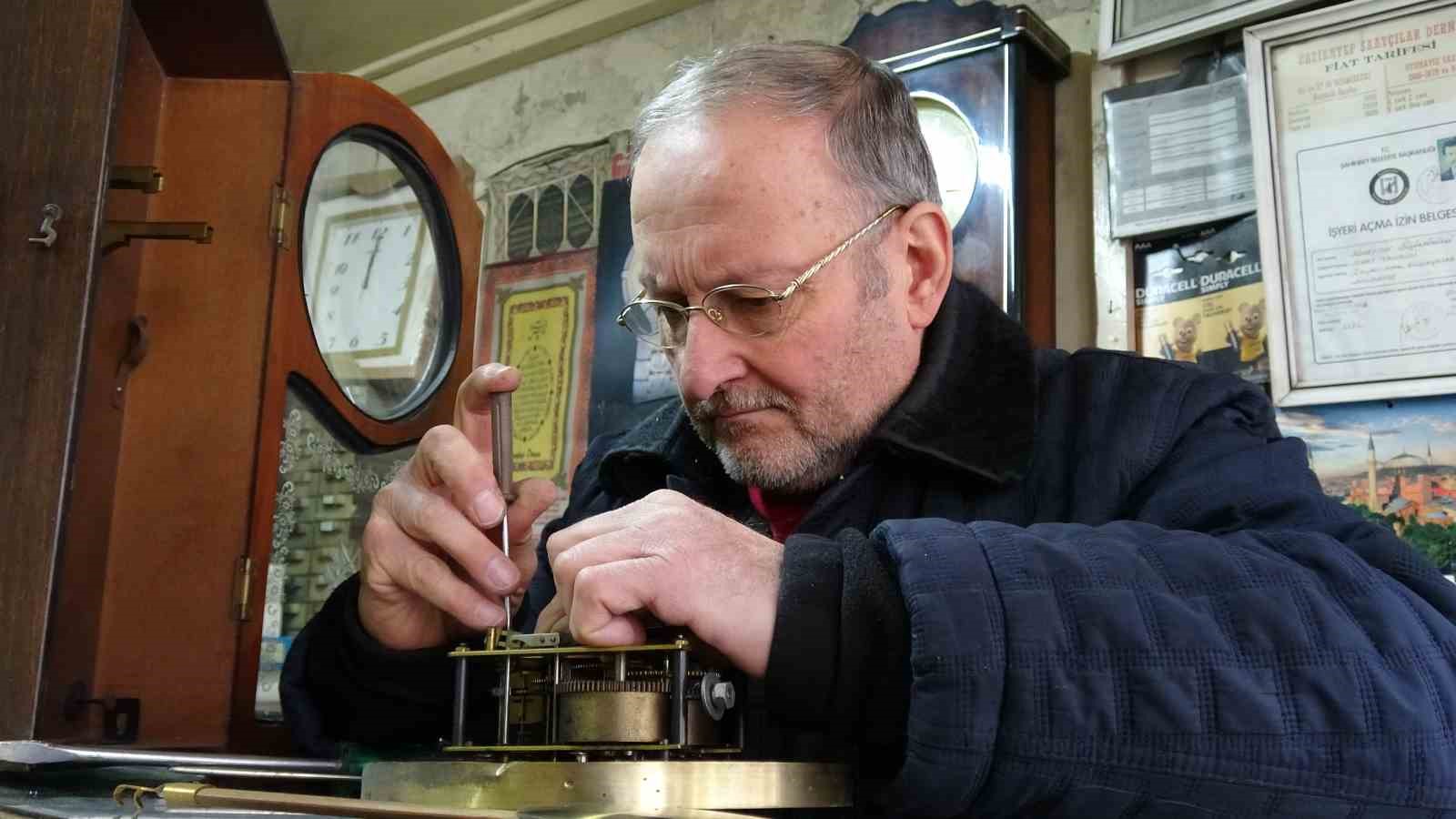 Yarım asırdır zamana ince ayar veriyor