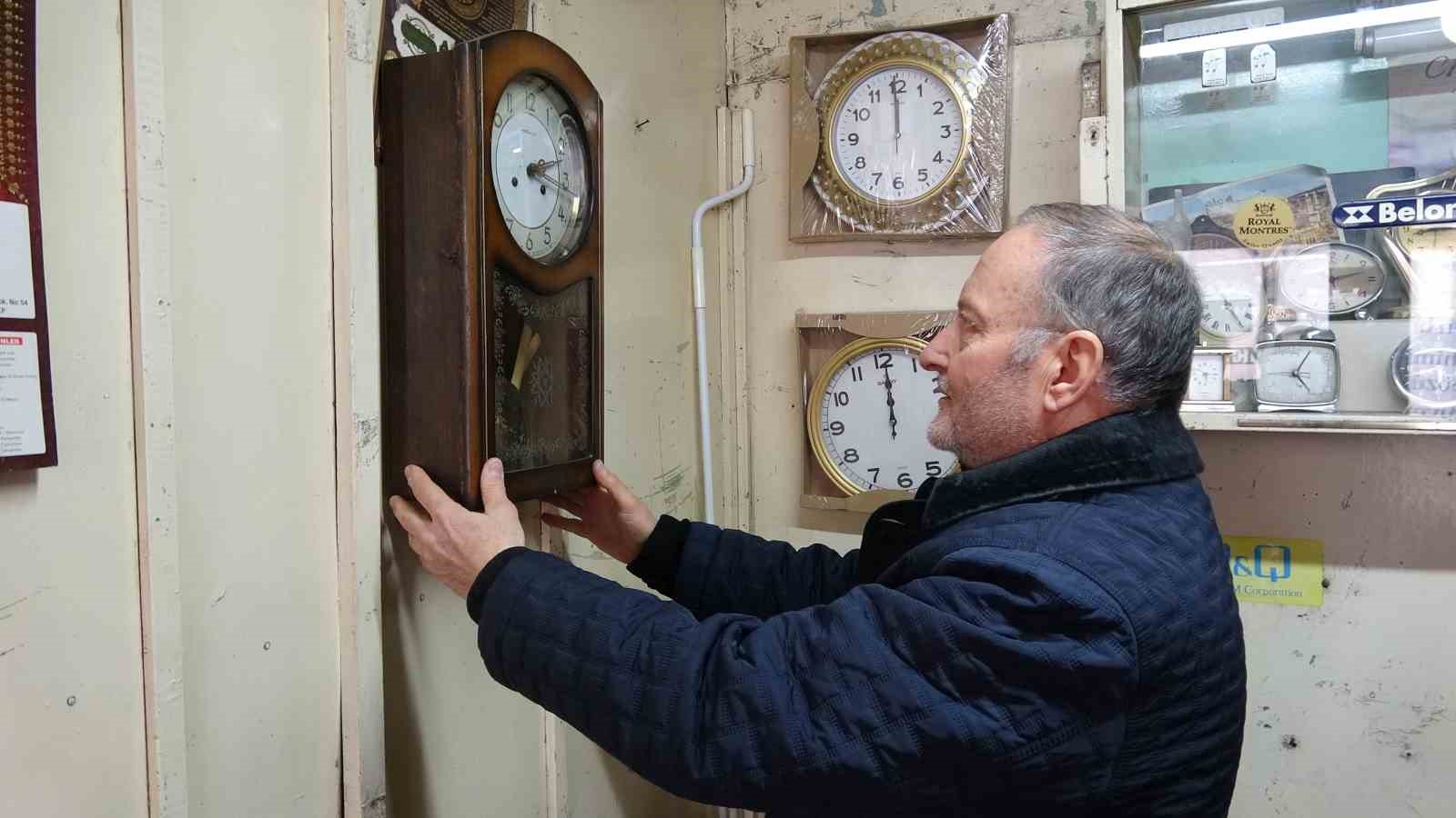 Yarım asırdır zamana ince ayar veriyor