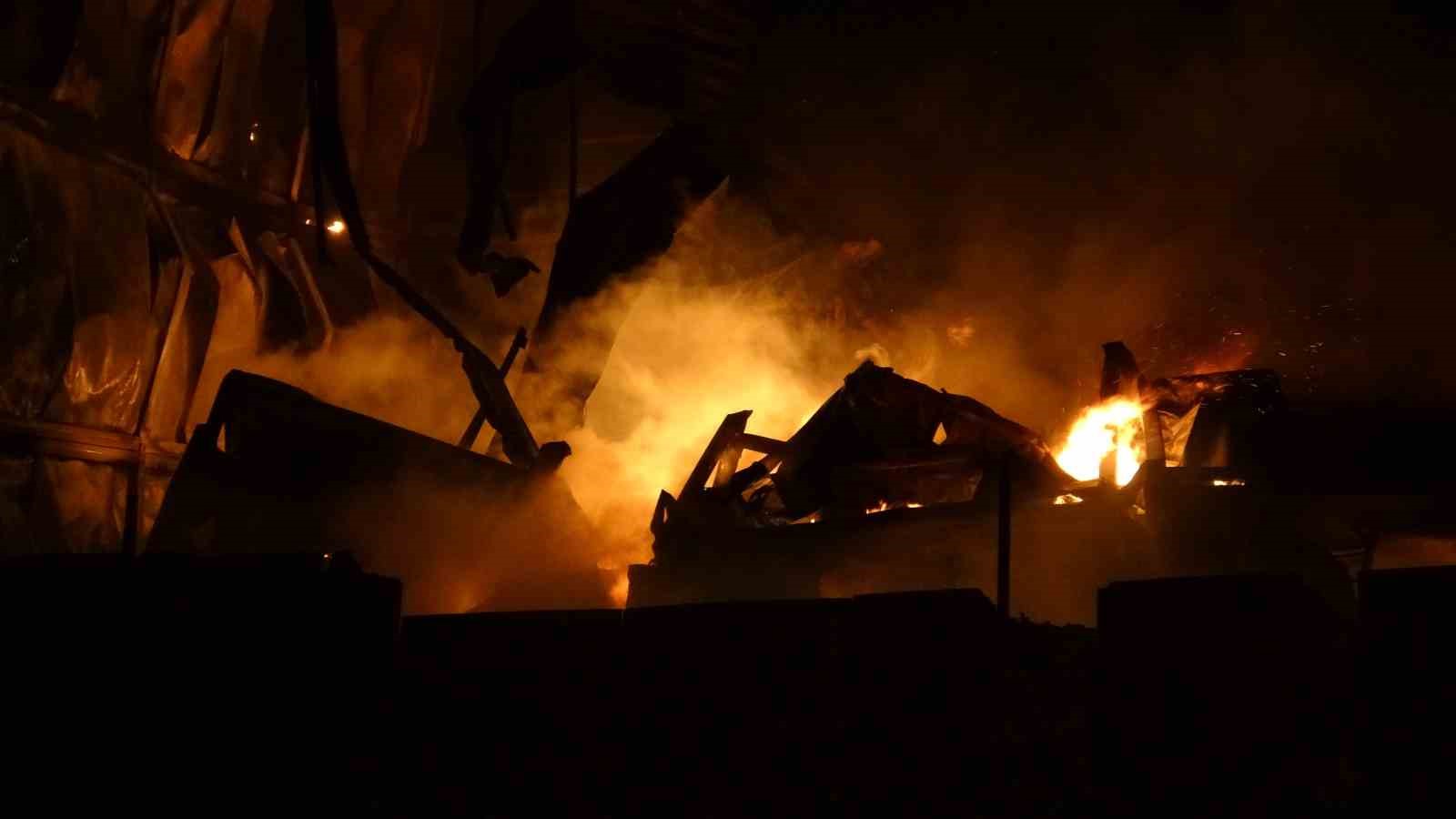 Malatya’da şantiyede korkutan yangın: 2 yaralı