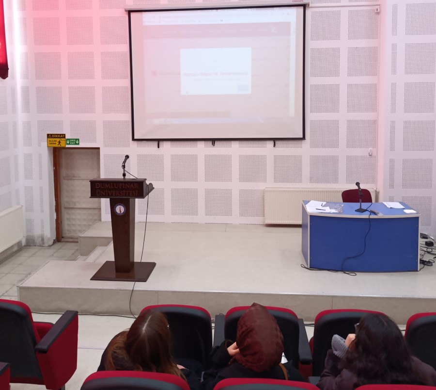 Emet MYO’da İŞKUR Gençlik Programı kapsamında eğitimler düzenlendi