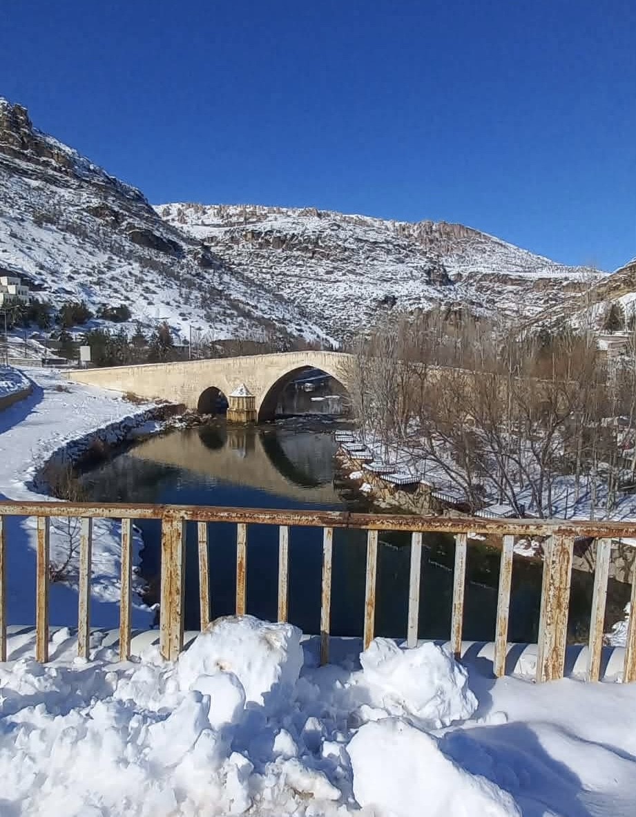 847 yıllık Haburman Köprüsü, ilk günkü ihtişamı ile ayakta