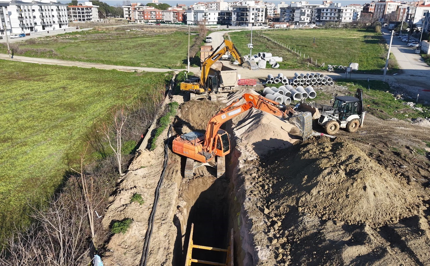 Manisa Büyükşehir Belediyesi ve MASKİ tüm gücüyle sahada