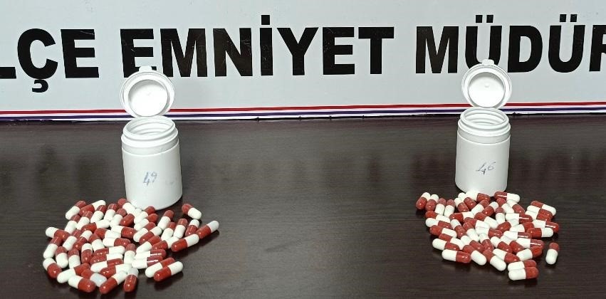 Tekirdağ’da sentetik hap ve esrar ele geçirildi