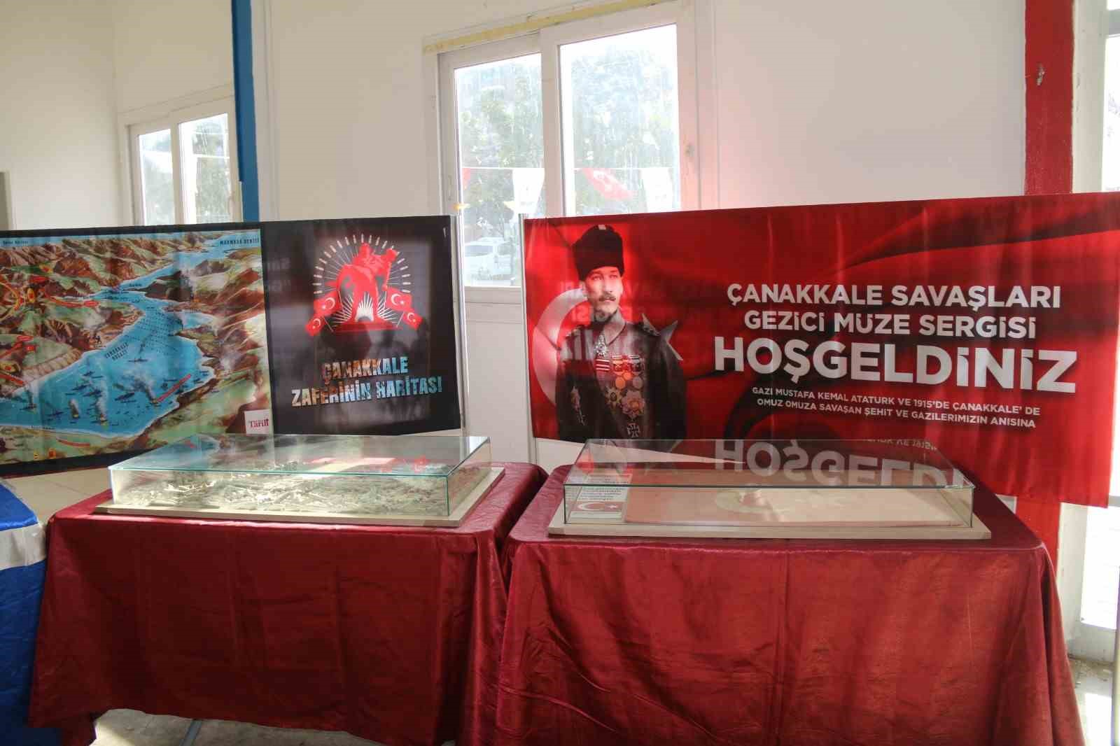 Kozan’da Çanakkale Savaşı Gezici Müzesi kapılarını açtı