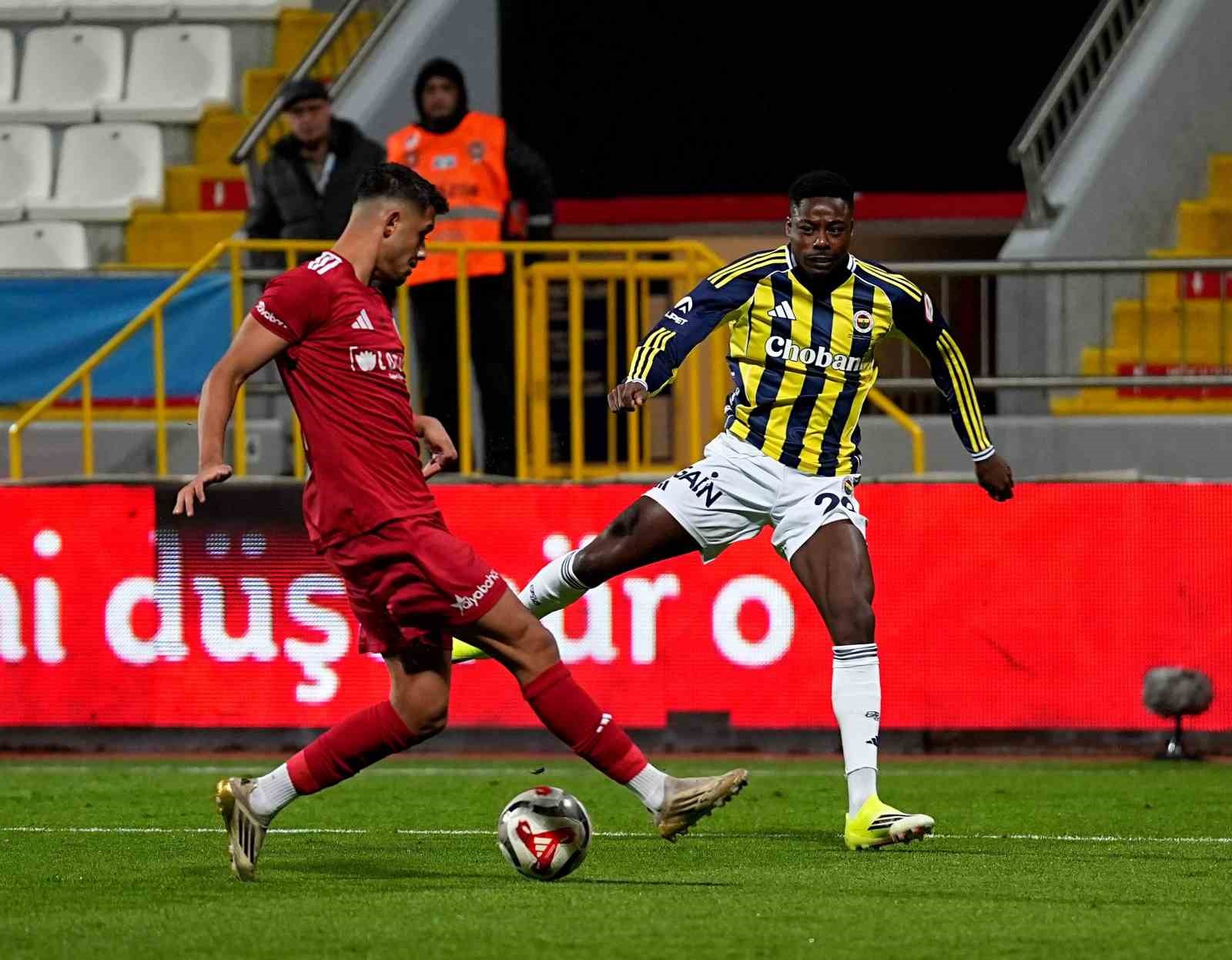 Ziraat Türkiye Kupası: Beyoğlu Yeni Çarşı: 0 - Fenerbahçe: 0 (Maç devam ediyor)
