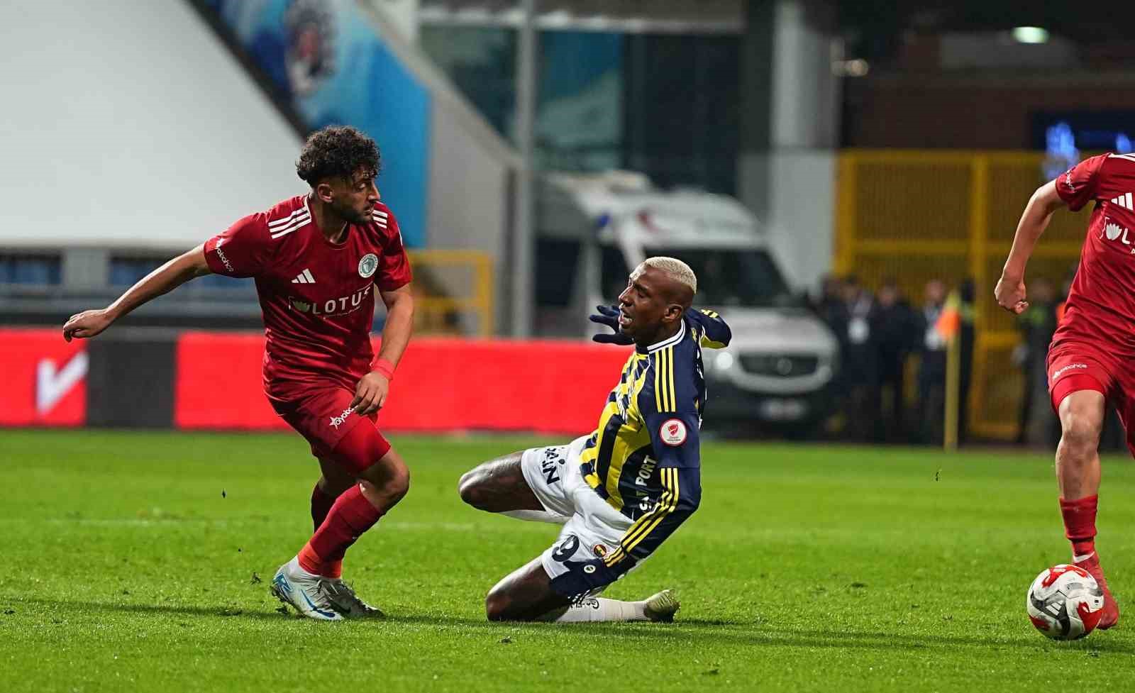 Ziraat Türkiye Kupası: Beyoğlu Yeni Çarşı: 0 - Fenerbahçe: 0 (Maç devam ediyor)