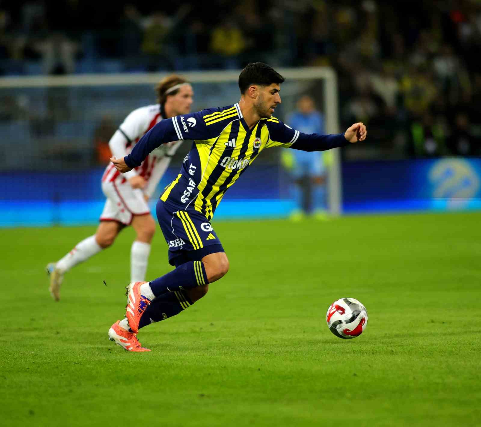 Turkcell Süper Kupa: Fenerbahçe: 1 - Samsunpor: 0 (İlk yarı)