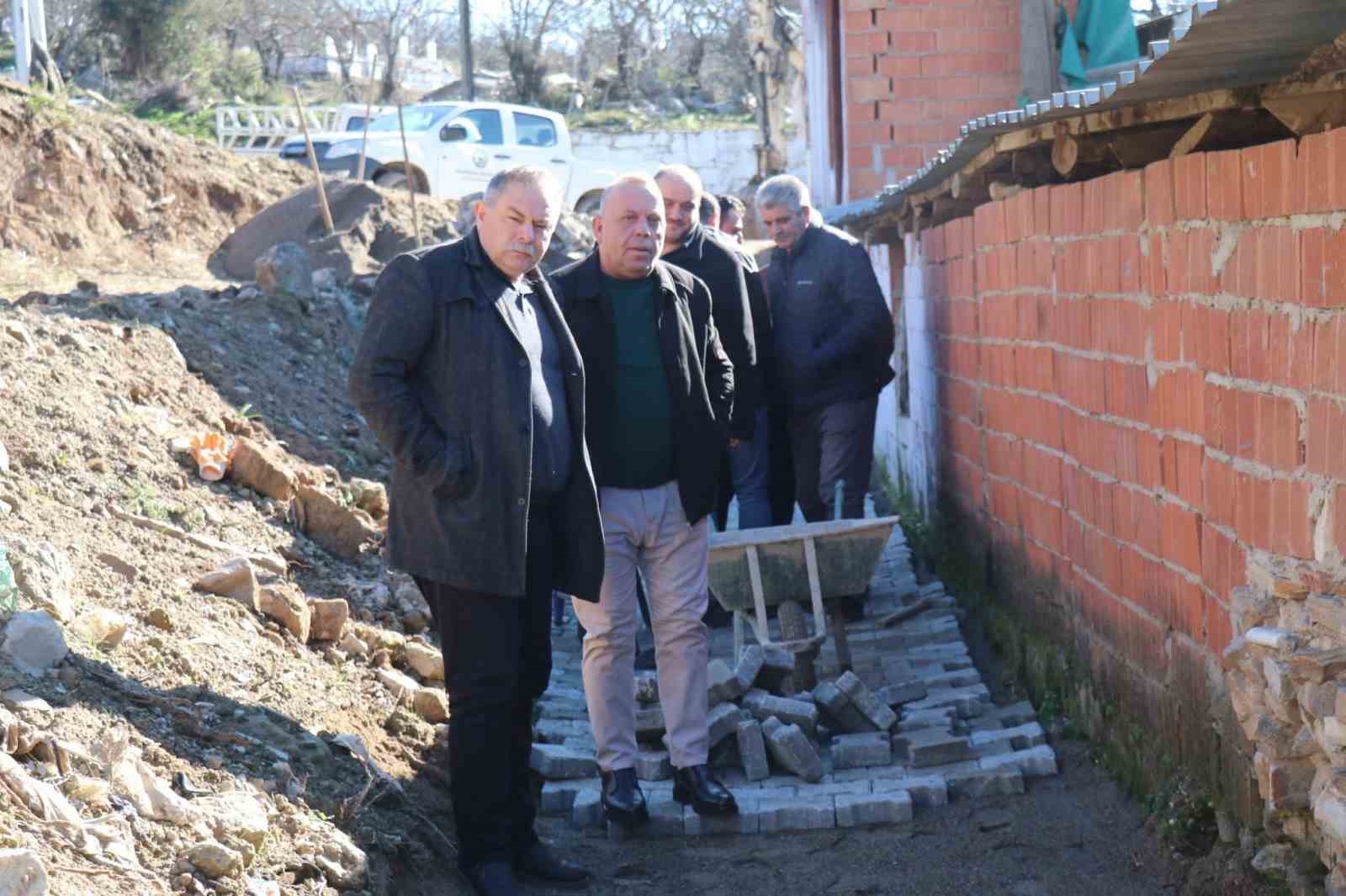 Başkan Özel Olukbaşı’nda vatandaşlarla buluştu