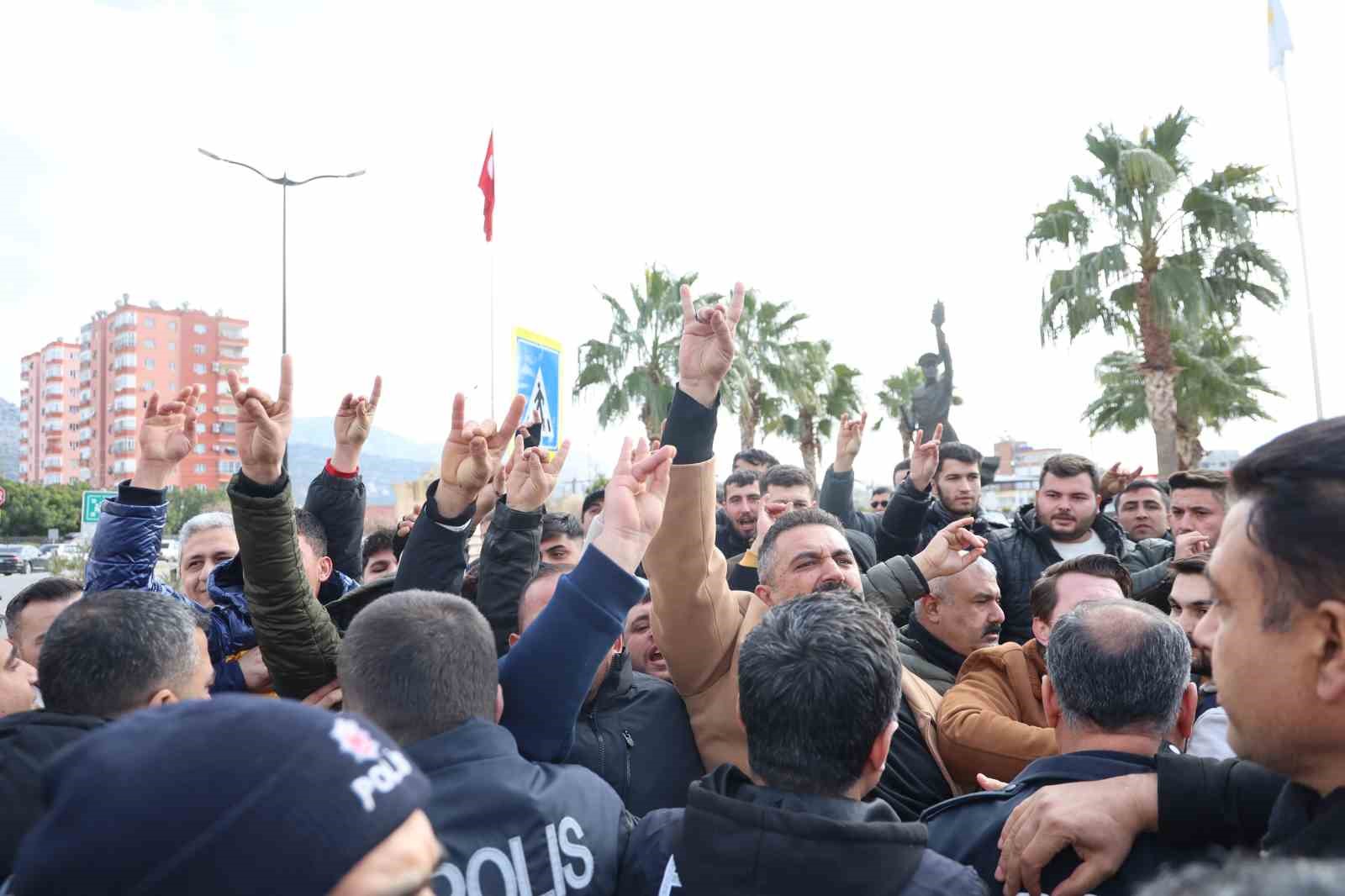 Kozan Ülkü Ocakları’ndan Orkun Özeller’e tepki