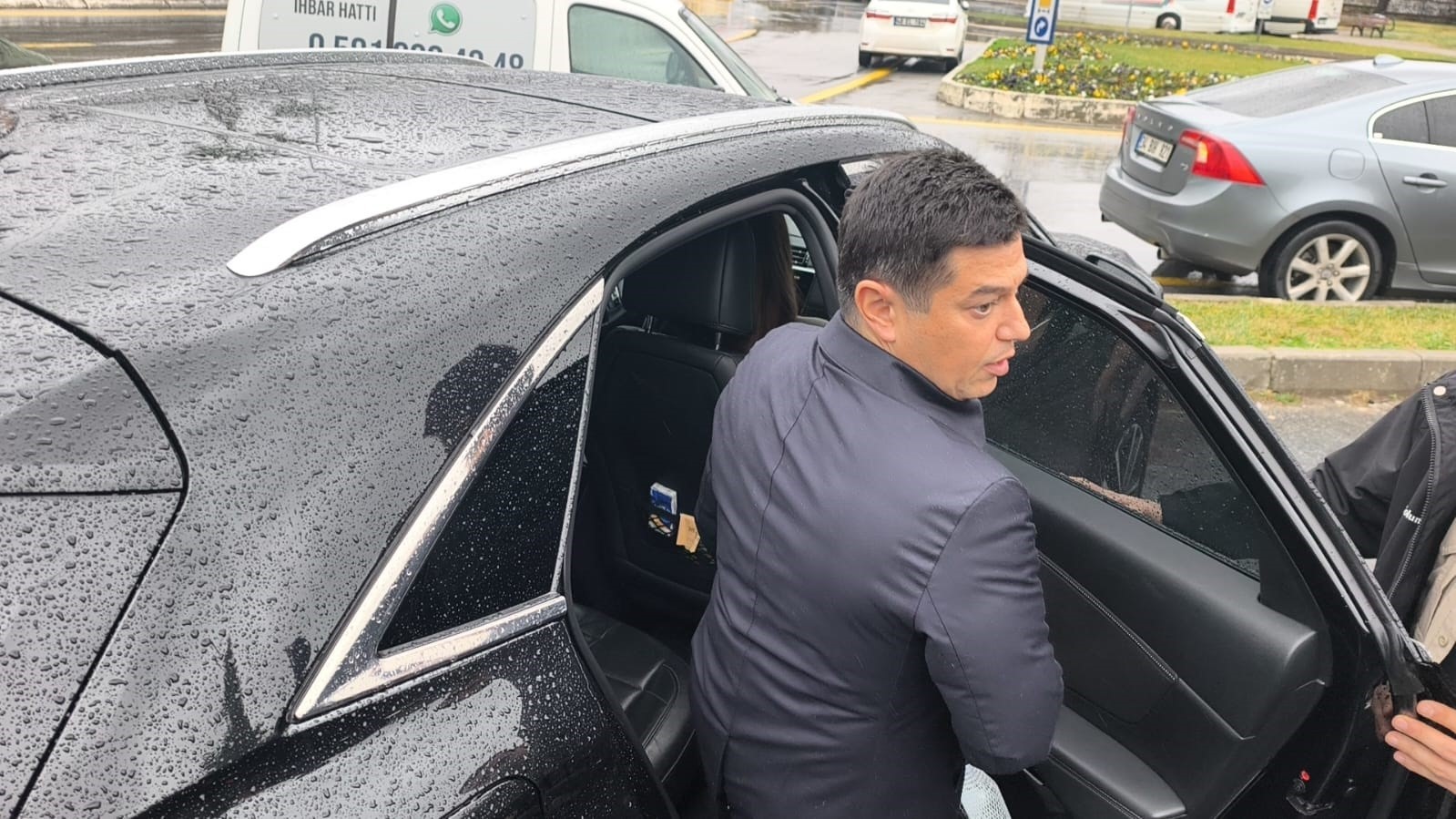 Marmaris Belediye Başkanı Ünlü’nün yargılandığı davalarda karar çıkmadı