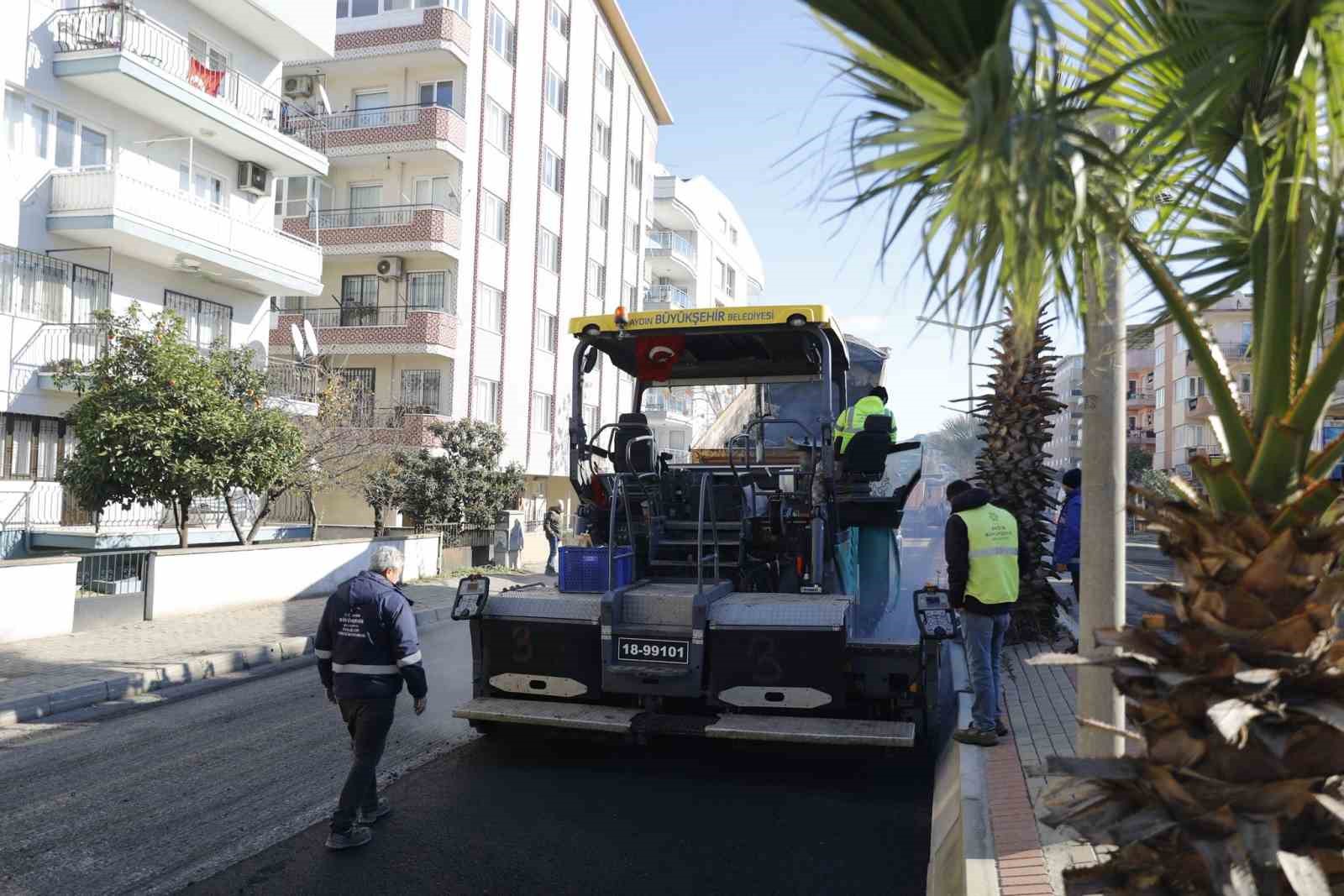 Aydın Büyükşehir’den Doğu Çevre Bulvarı’na sıcak asfalt dokunuşu