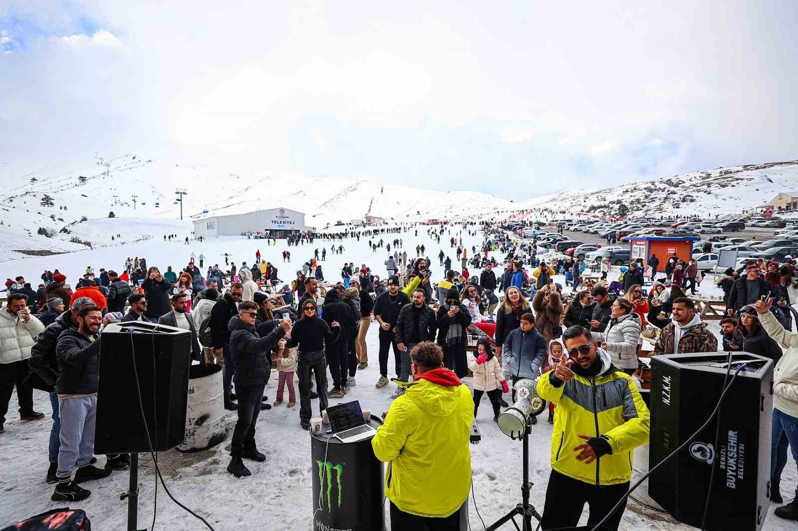 Denizli Kayak Merkezi yeni sezona hazır