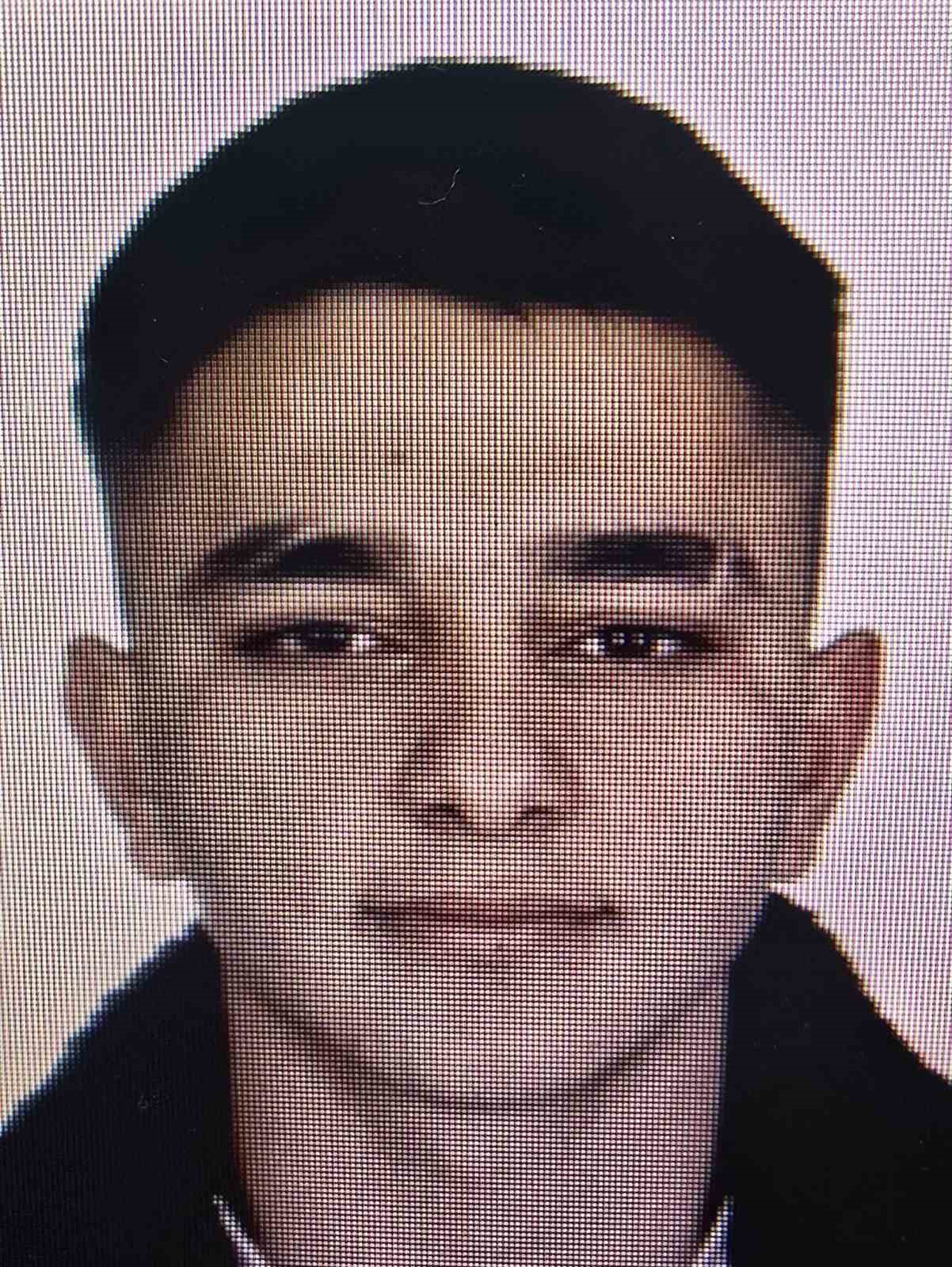 Adana’da 19 yaşındaki genç sokak ortasında öldürüldü