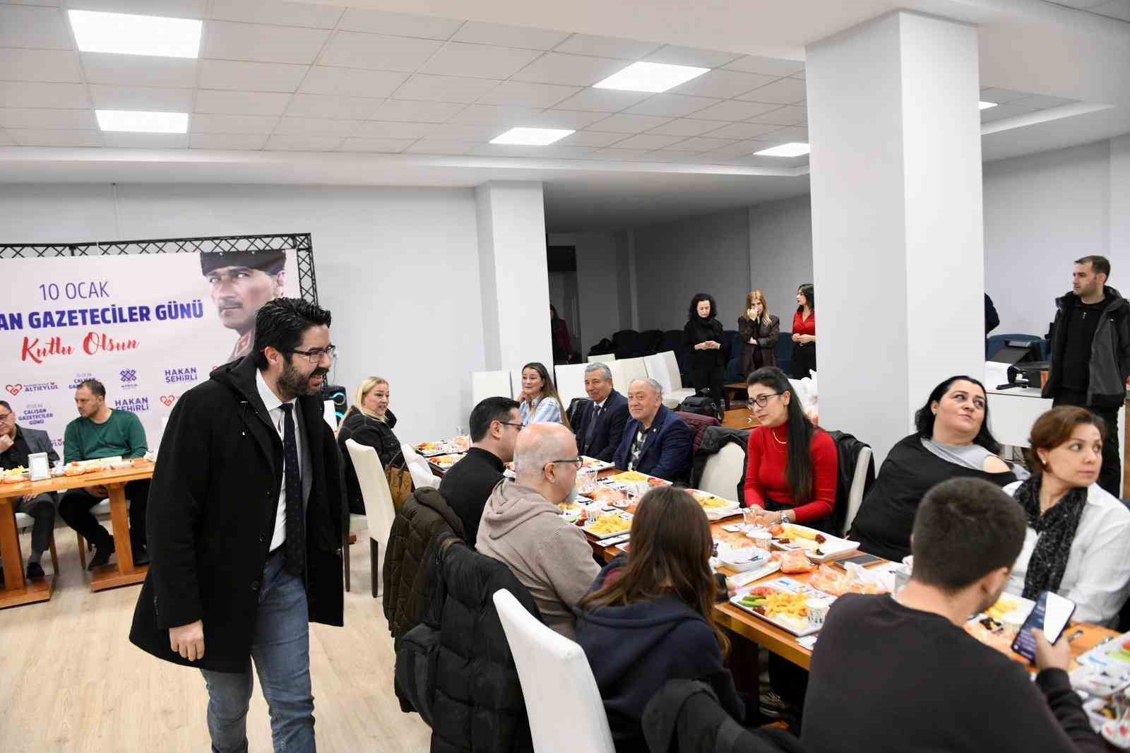 Başkan Hakan Şehirli, Çalışan Gazeteciler Günü’nde basınla buluştu