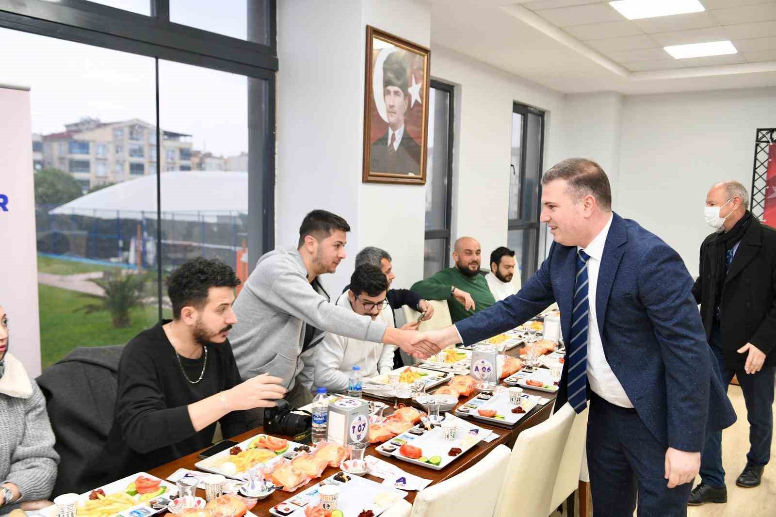 Başkan Hakan Şehirli, Çalışan Gazeteciler Günü’nde basınla buluştu