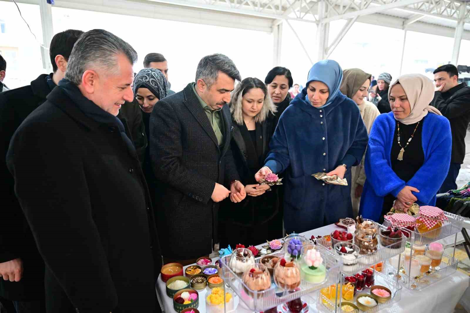 Yıldırım’a hanımeli çarşısı açıldı