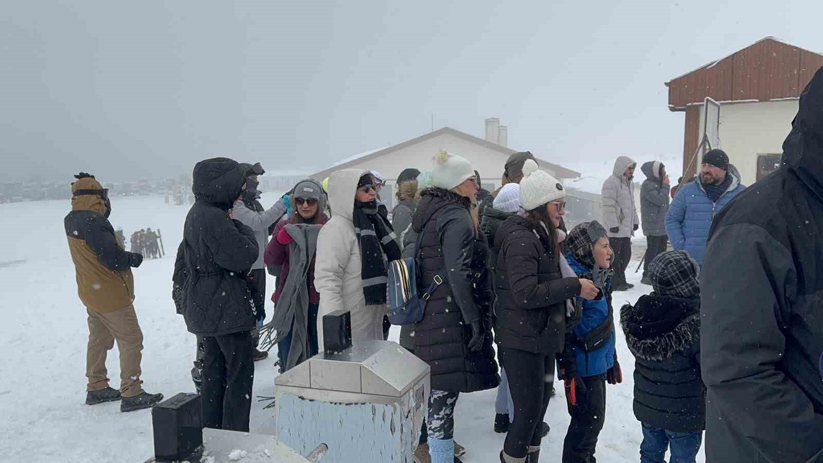 Karaelmas Gazeteciler Derneği’nden 10 Ocak’a özel Keltepe gezisi