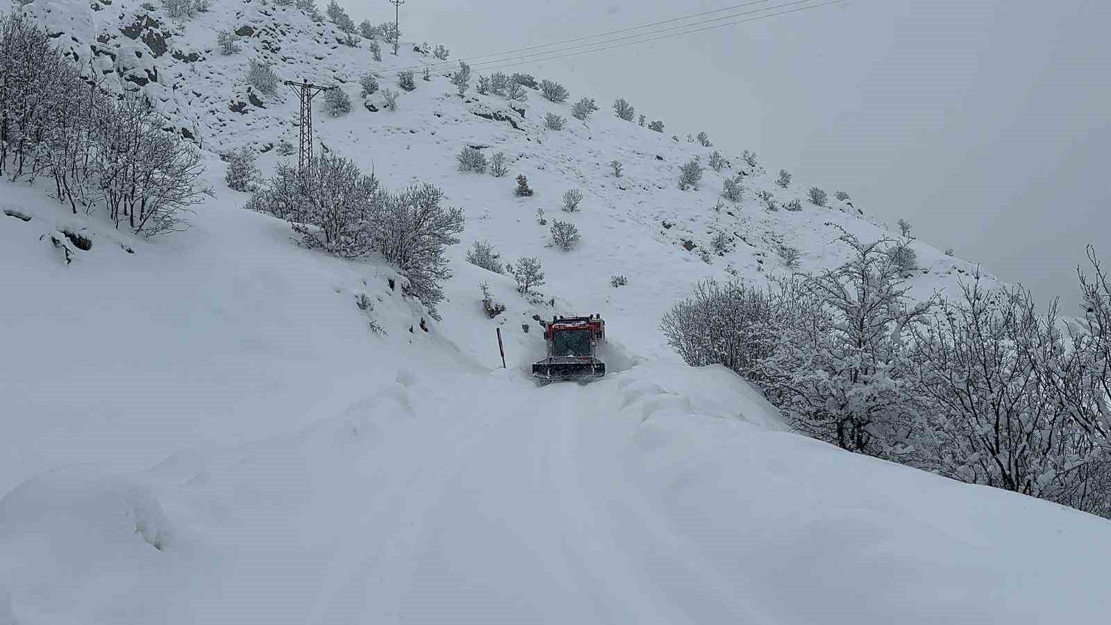 Bingöl’de diyaliz hastası UMKE tarafından hastaneye ulaştırıldı