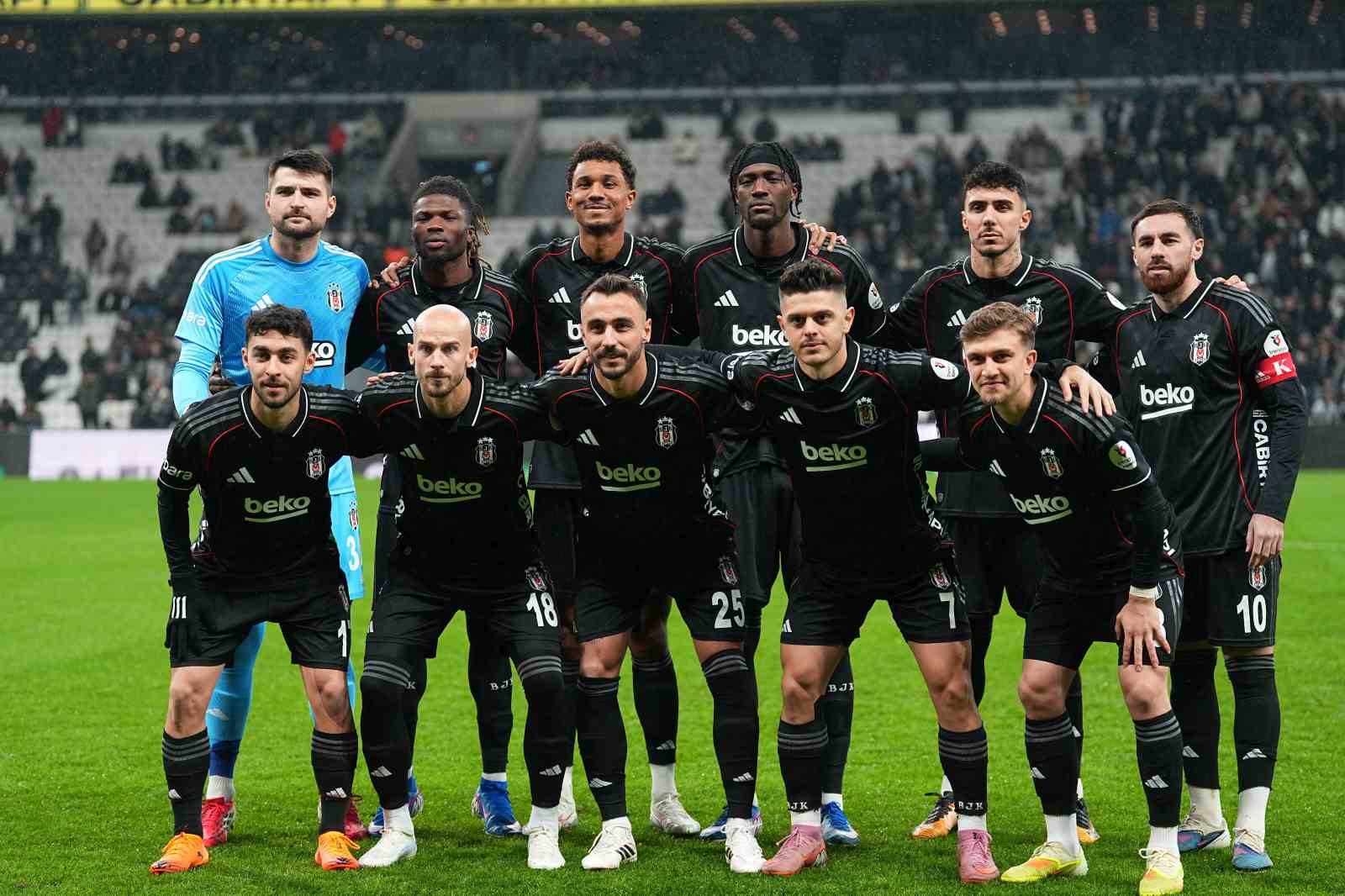 Trendyol Süper Lig: Beşiktaş: 0 - Kayserispor: 0 (Maç devam ediyor)