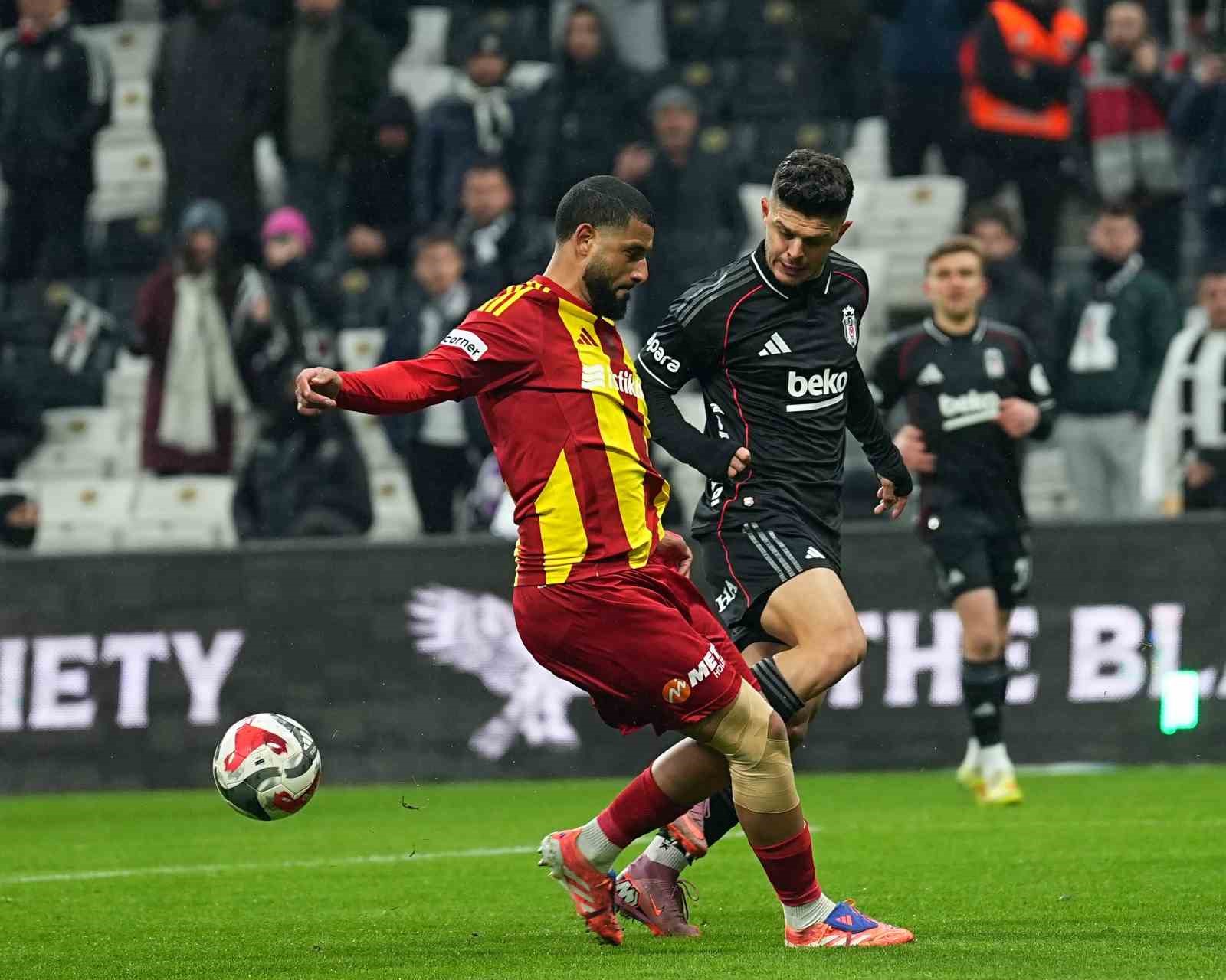 Trendyol Süper Lig: Beşiktaş: 0 - Kayserispor: 0 (Maç devam ediyor)
