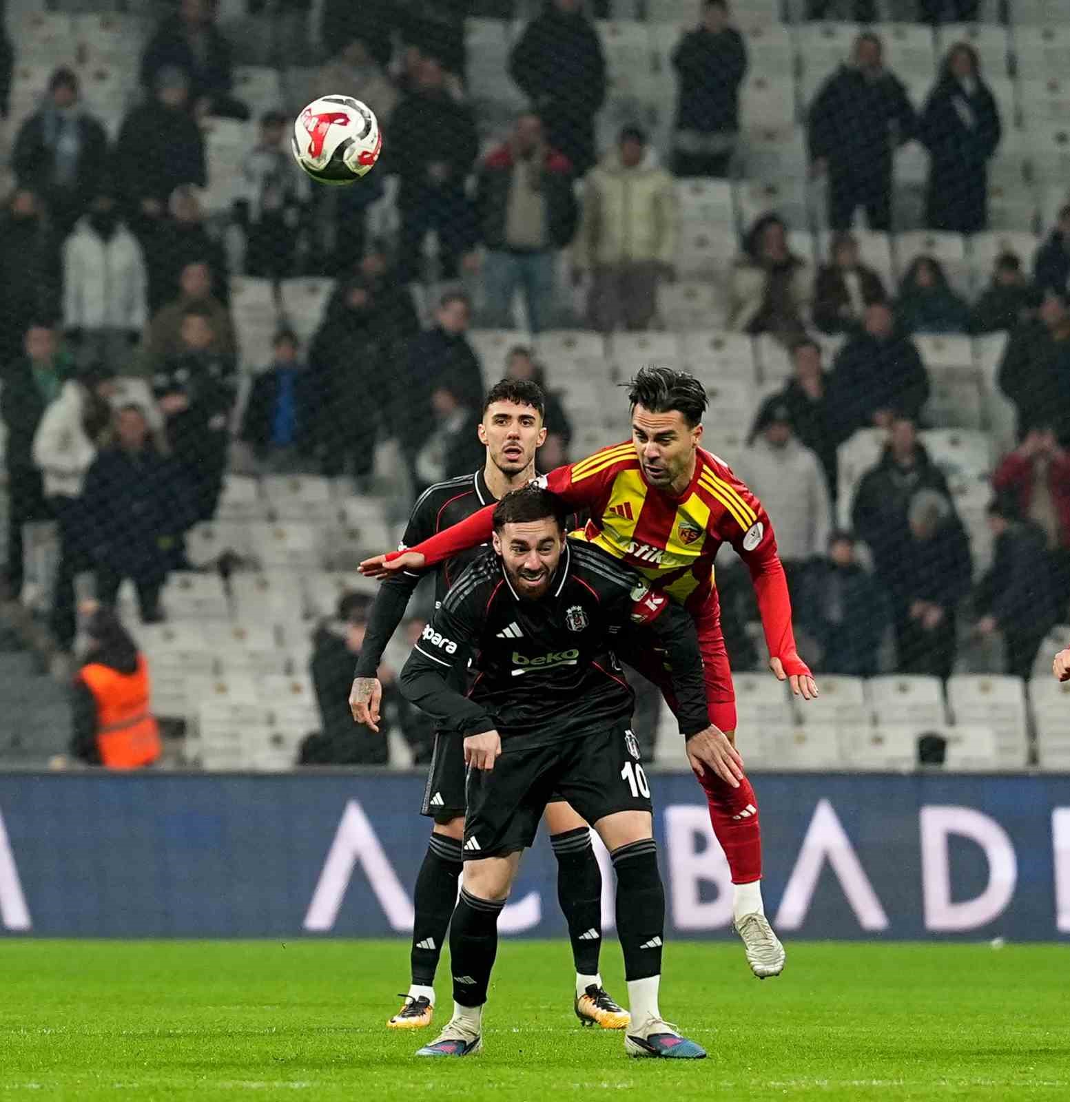 Trendyol Süper Lig: Beşiktaş: 0 - Kayserispor: 0 (Maç devam ediyor)