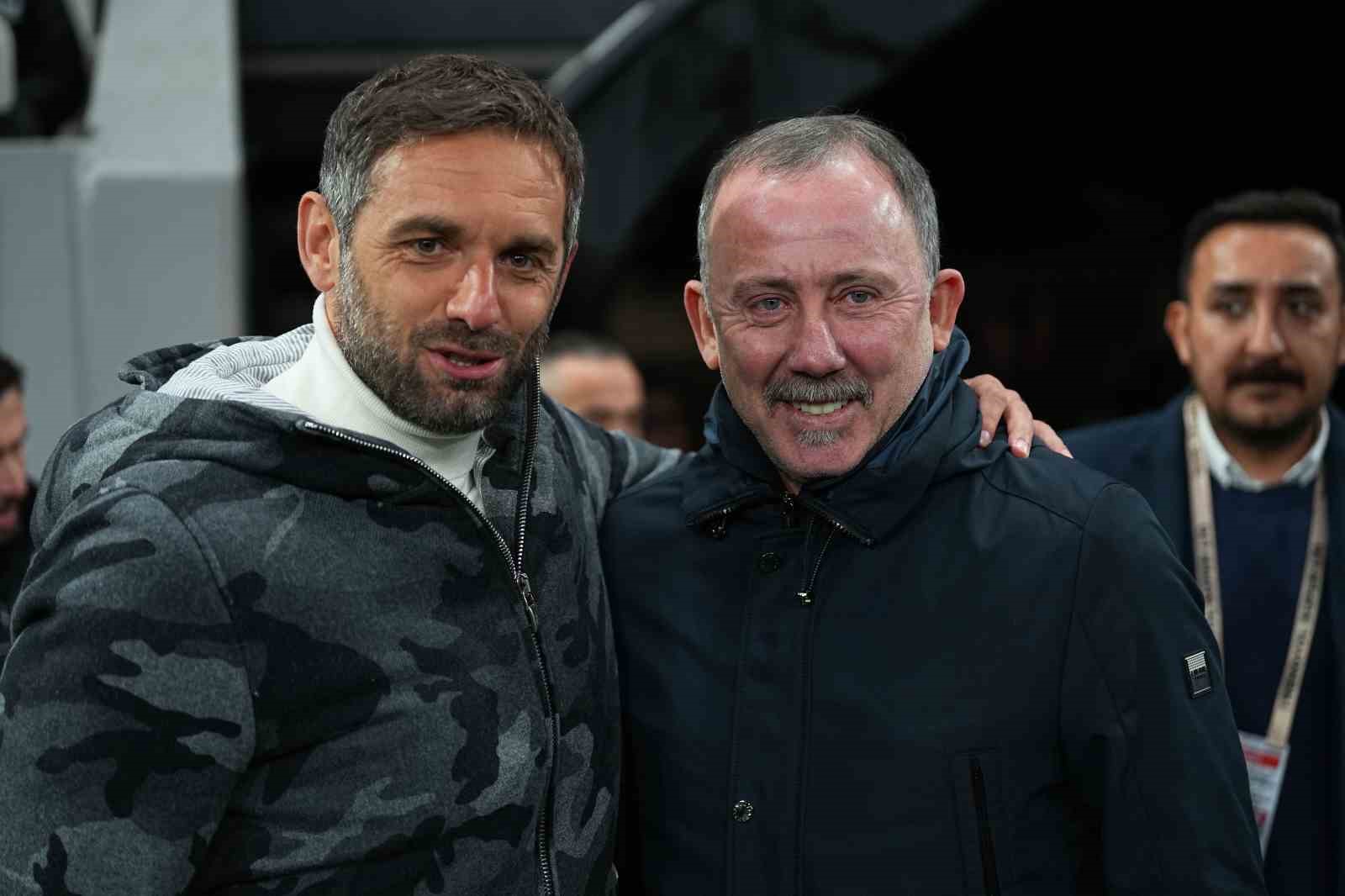 Trendyol Süper Lig: Beşiktaş: 0 - Kayserispor: 0 (Maç devam ediyor)