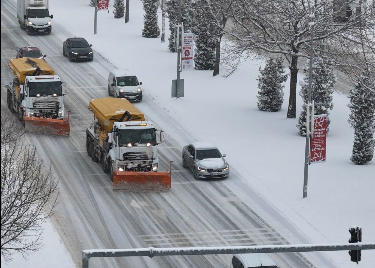 Başkan Şerifoğulları, karla mücadele çalışmalarını yerinde inceledi