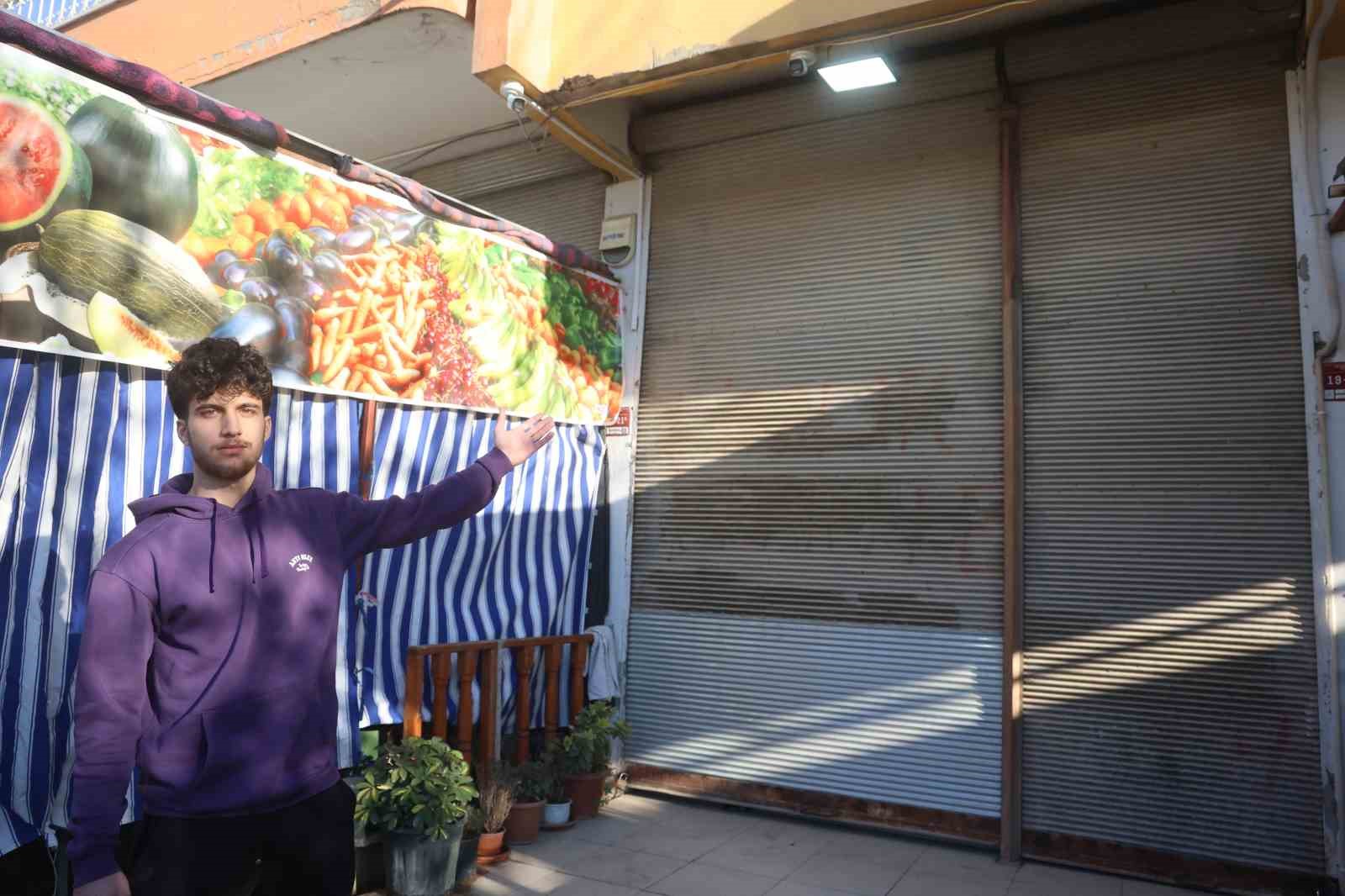 Filmleri aratmayan milyonlarca liralık kuyumcu soygununda, altınlar 4 farklı noktada toprağa gömülü bulundu