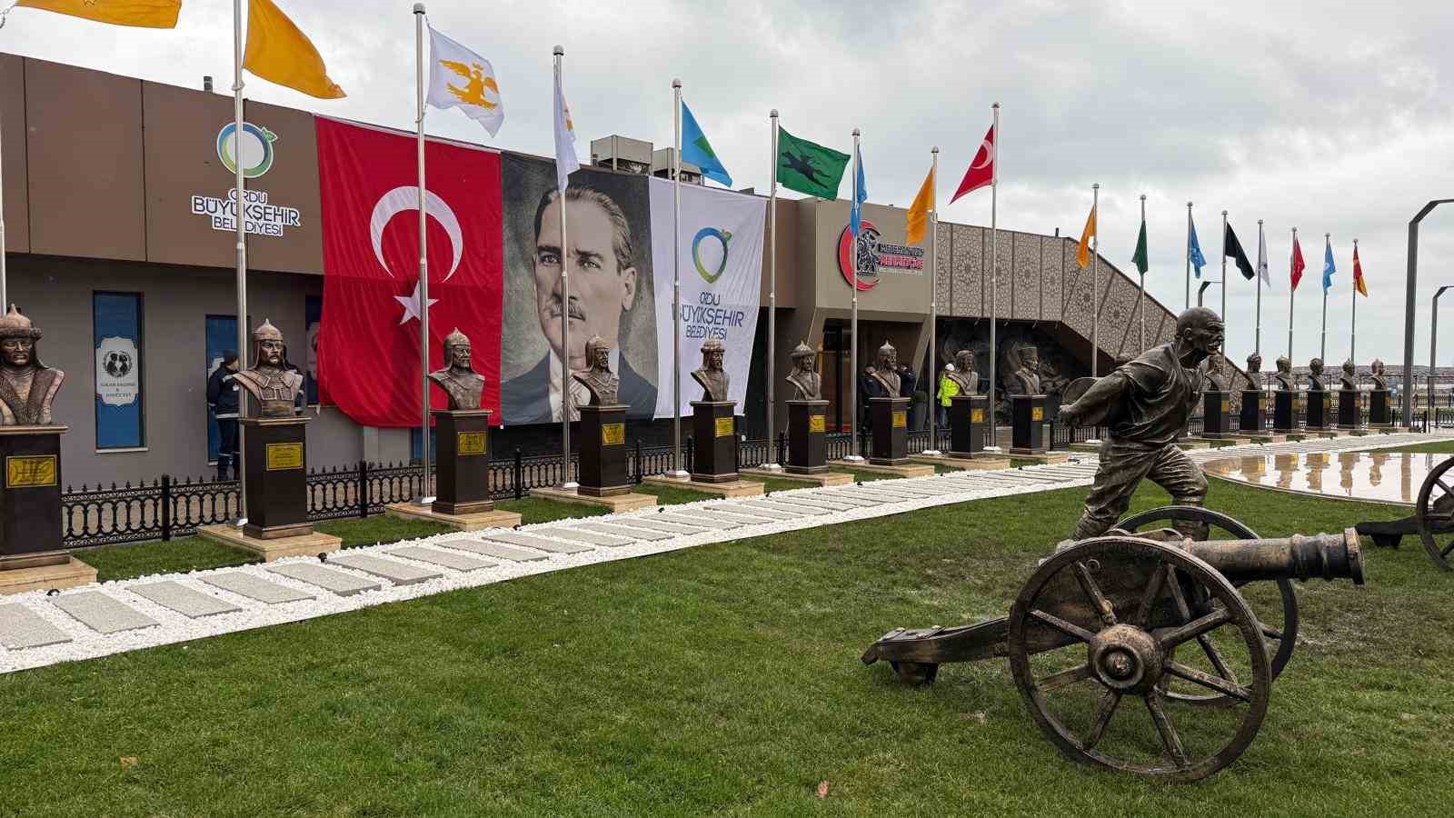 Ordu’da ‘Metehan’dan Mehmetçiğe Türk Devletleri Tarihi Müzesi’ açıldı