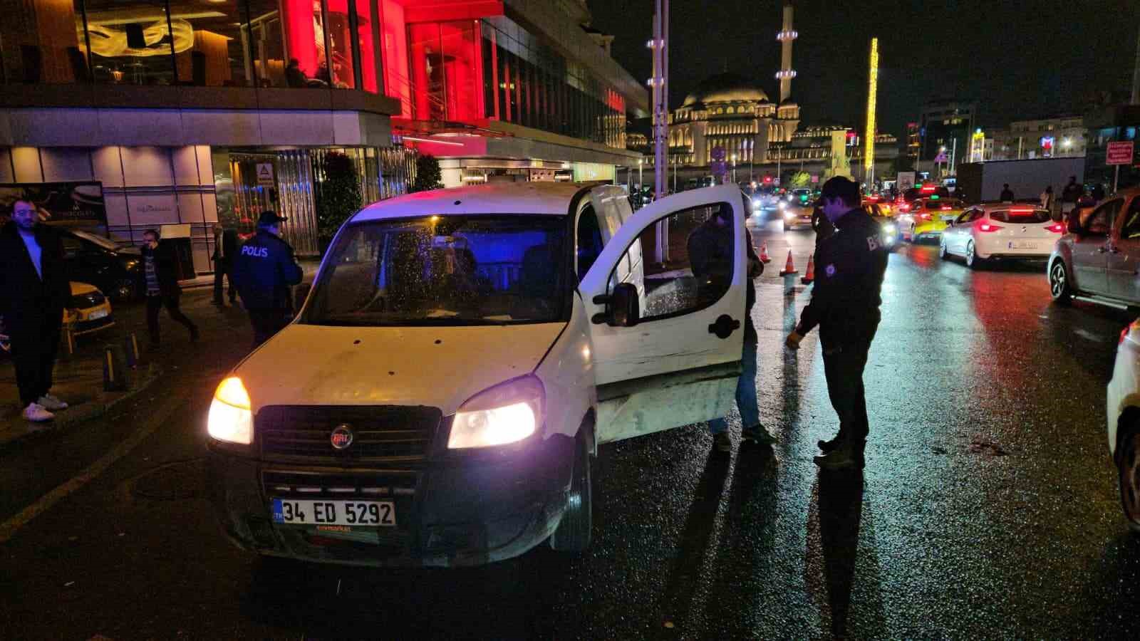 Taksim’de helikopter destekli ’Huzur İstanbul’ uygulaması