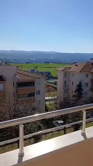 Bursa’da inşaat sahasında patlama kontrolden çıktı... Araçlar, binalar hasar aldı