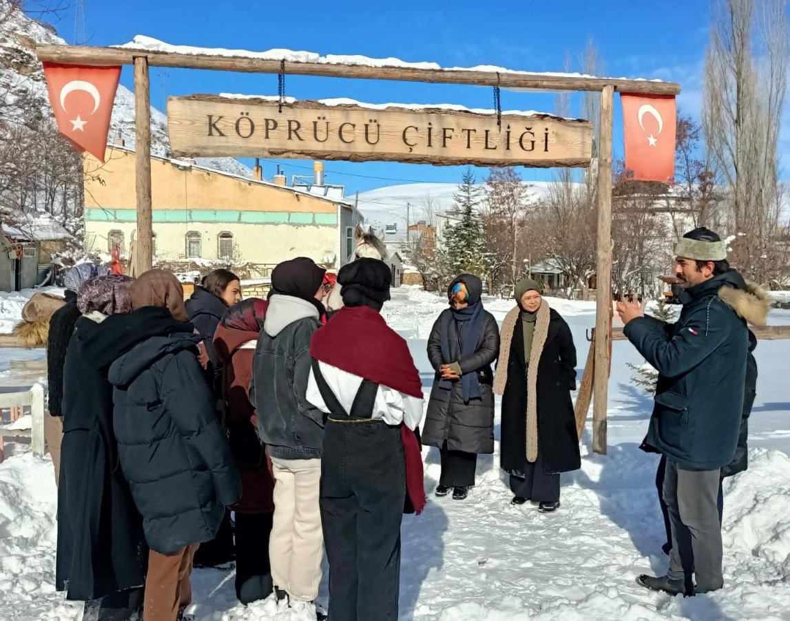 Bayburt’ta bağımlılıkla mücadele kapsamında binicilik etkinliği düzenledi