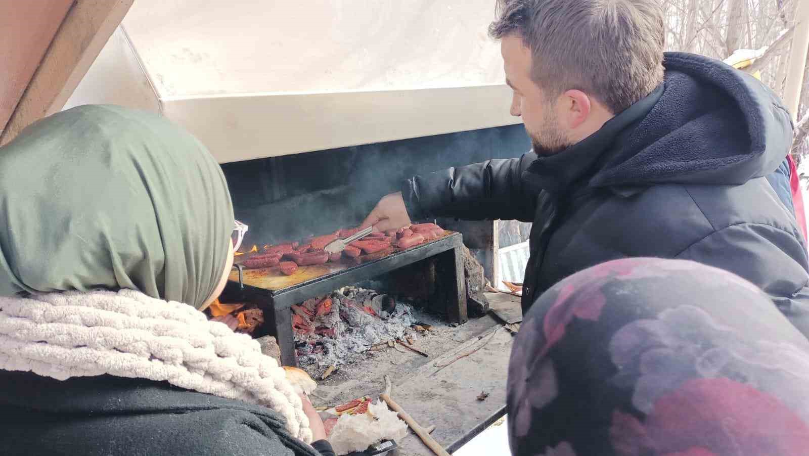 Bayburt’ta bağımlılıkla mücadele kapsamında binicilik etkinliği düzenledi