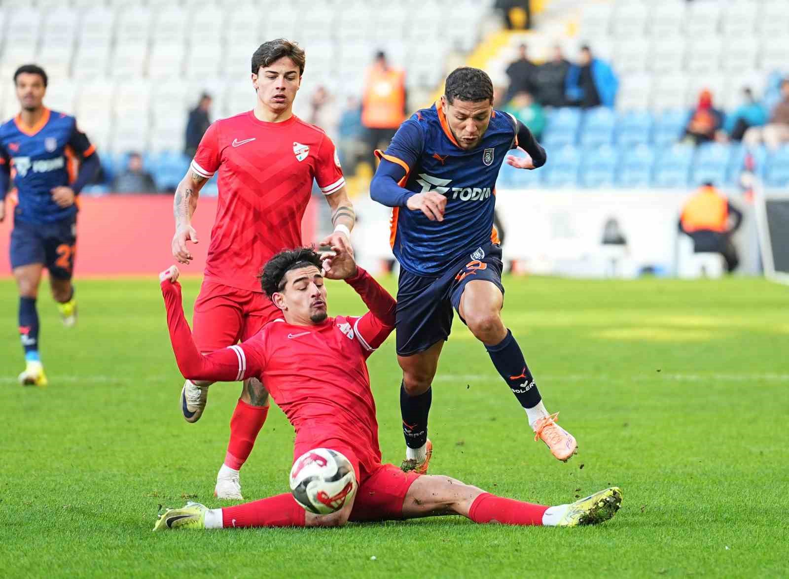 Ziraat Türkiye Kupası: Rams Başakşehir: 2 - Boluspor: 1 (Maç sonucu)