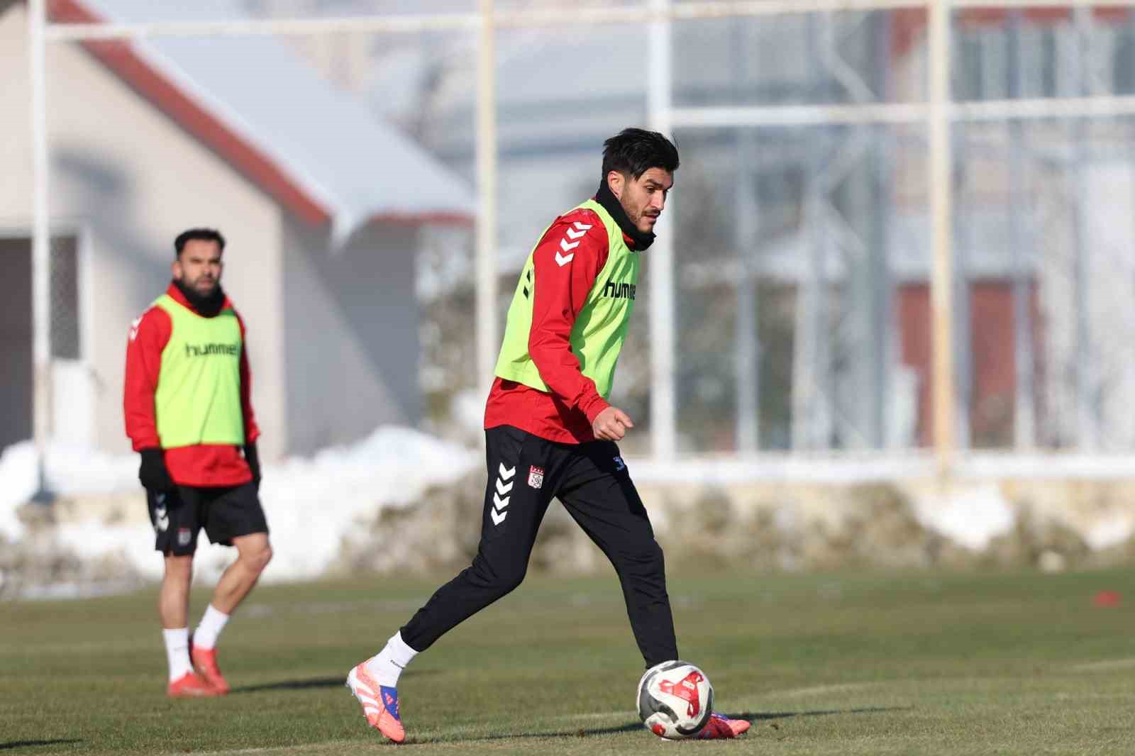 Sivasspor, Erzurumspor FK maçının hazırlıklarını sürdürdü