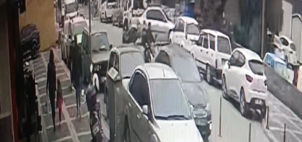 Otoparka dönen otomobil ile motosiklet çarpıştı: 1 yaralı