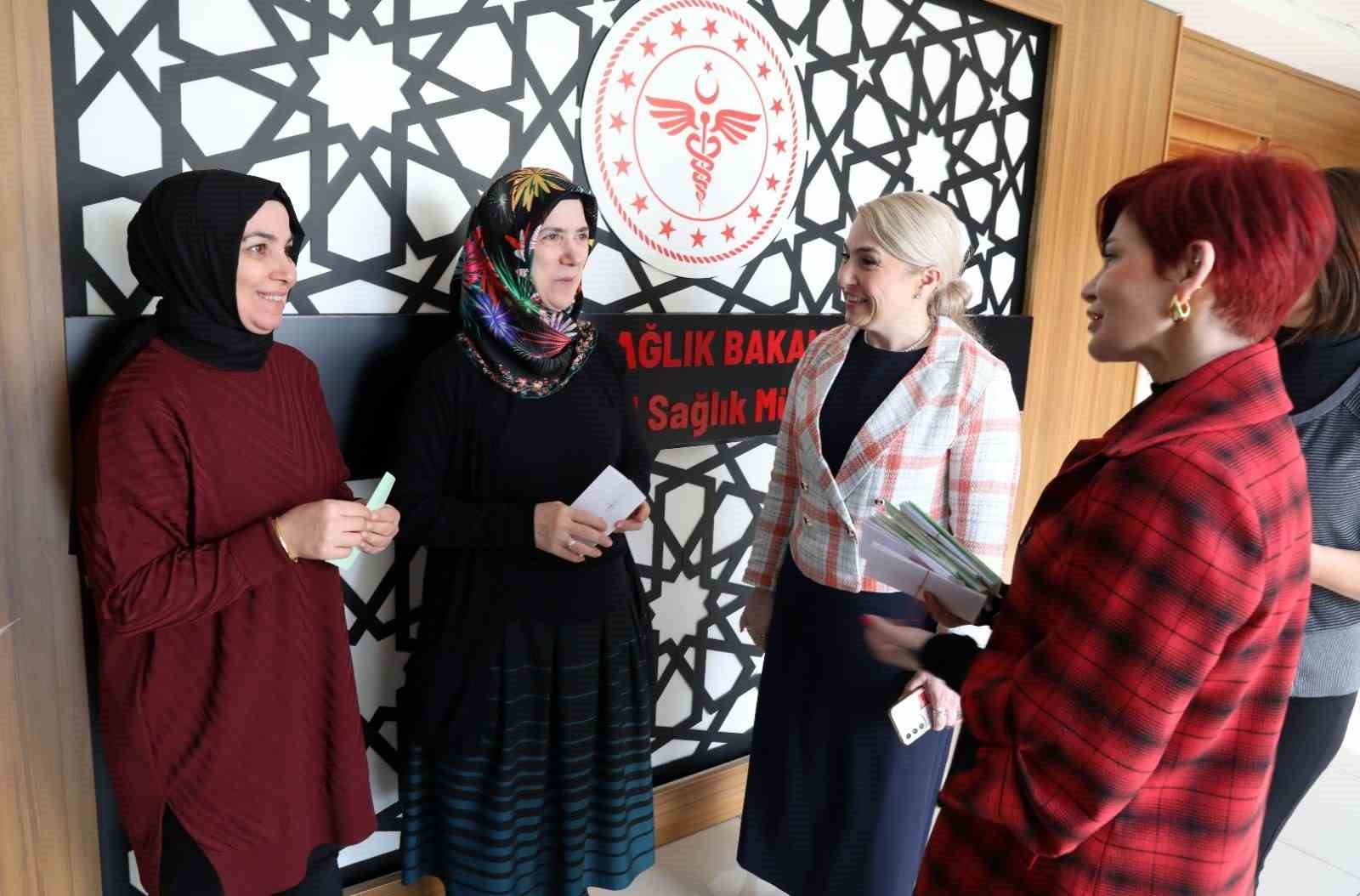 Sağlık çalışanlarına mektuplu kanser tarama hatırlatması