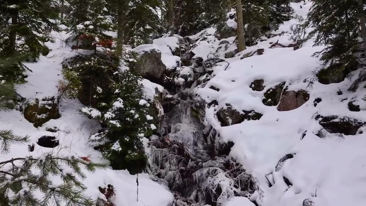 Kamp severlerin uğrak noktası Aladağlar’da kış güzelliği