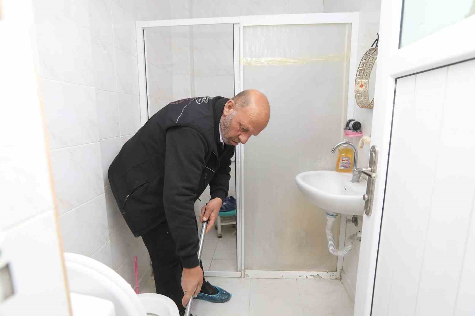 Büyükşehir 2025 yılında engelli ve bakıma muhtaç bireylerin 2 bin 795 kez kapısını çaldı