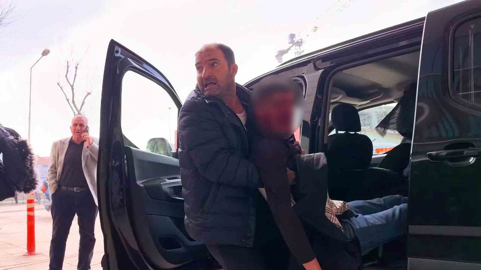 Kayınbirader ile enişte kavgasında 1 ağır yaralı