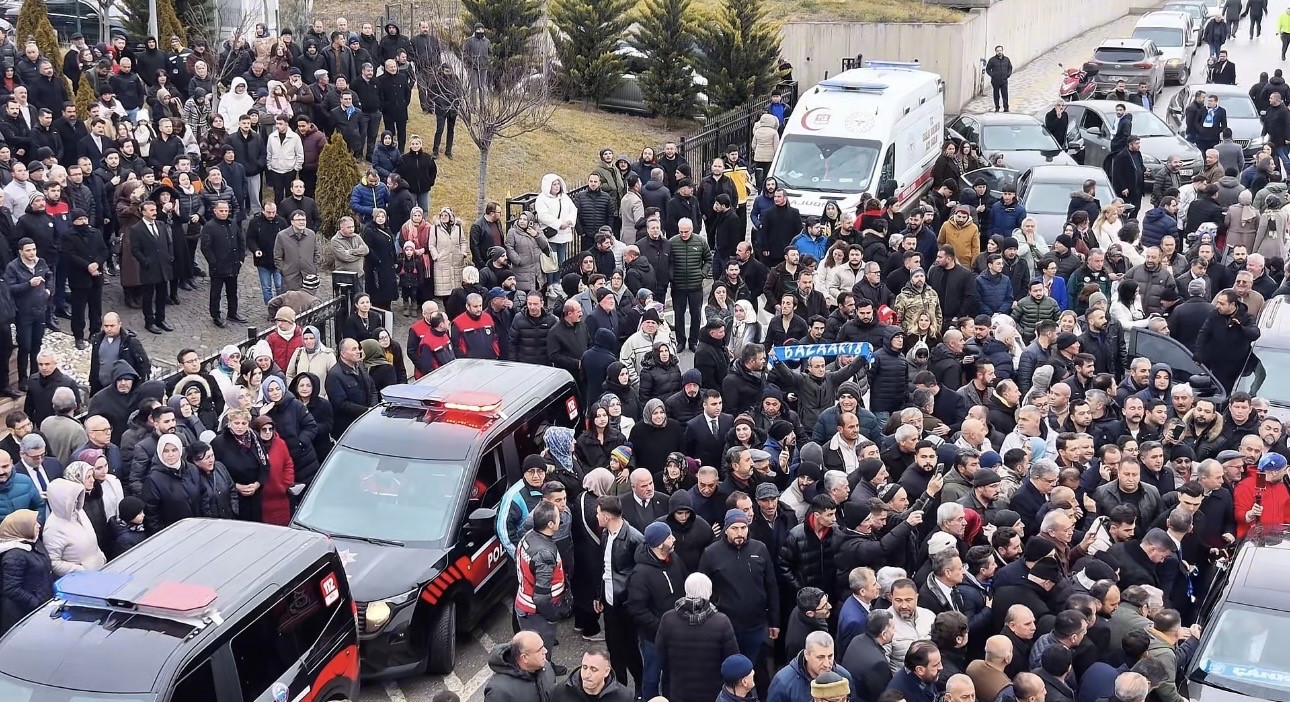 Vali Taşolar’a Çankırılardan duygusal veda