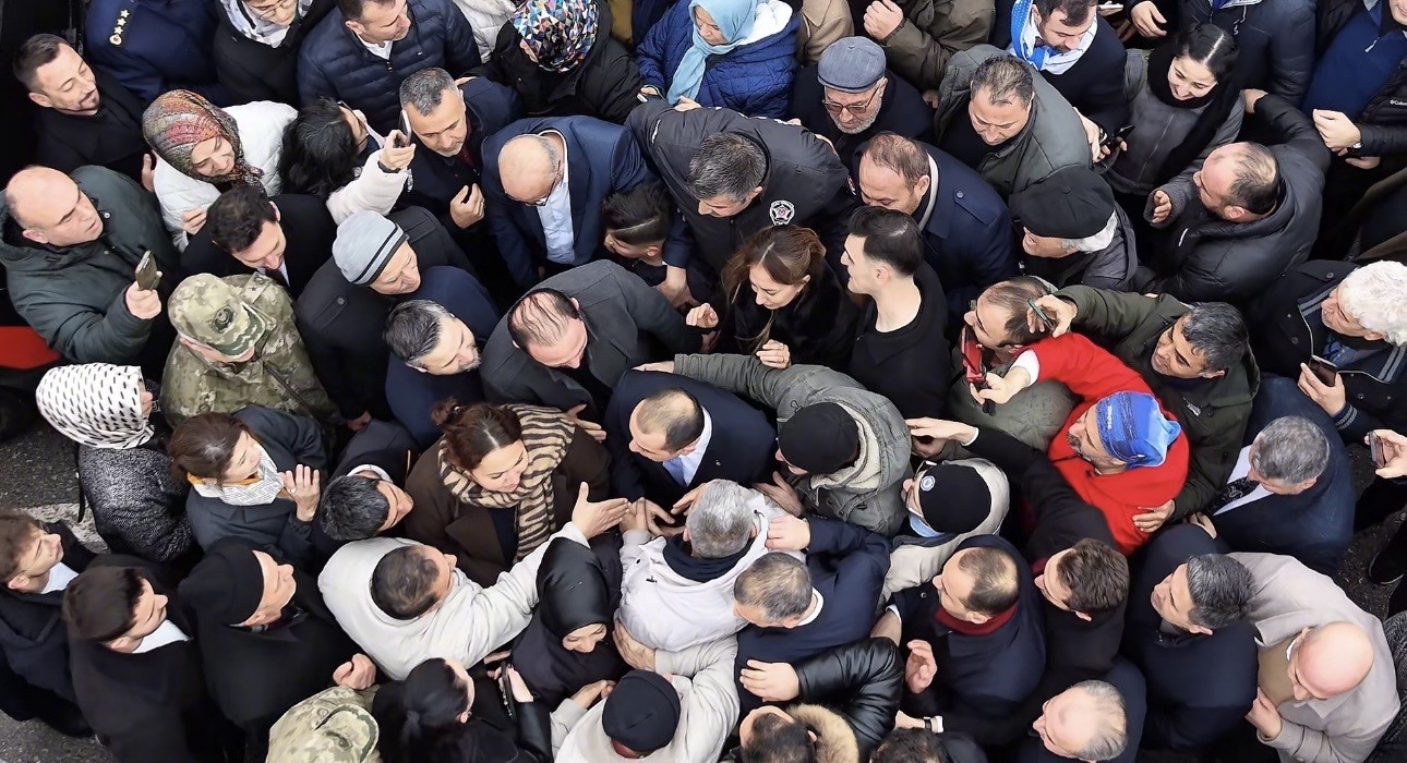 Vali Taşolar’a Çankırılardan duygusal veda