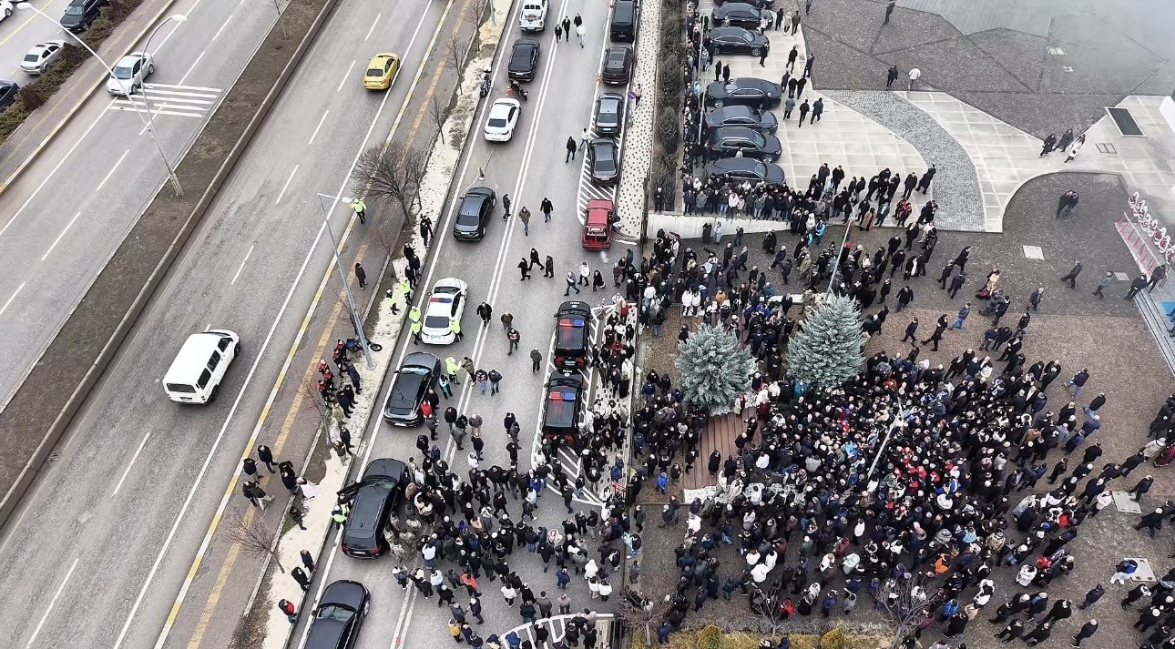 Vali Taşolar’a Çankırılardan duygusal veda