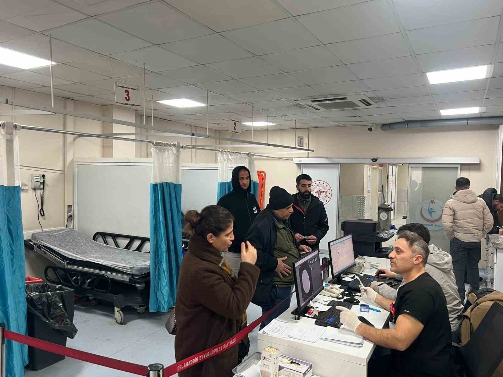 Uzmanından buzlu havada kösele ayakkabı, kundura ve yüksek topuk uyarısı