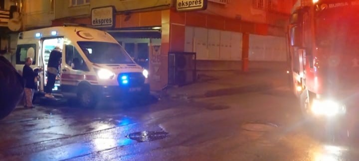 Bursa’da çay ocağında gece yarısı yangın