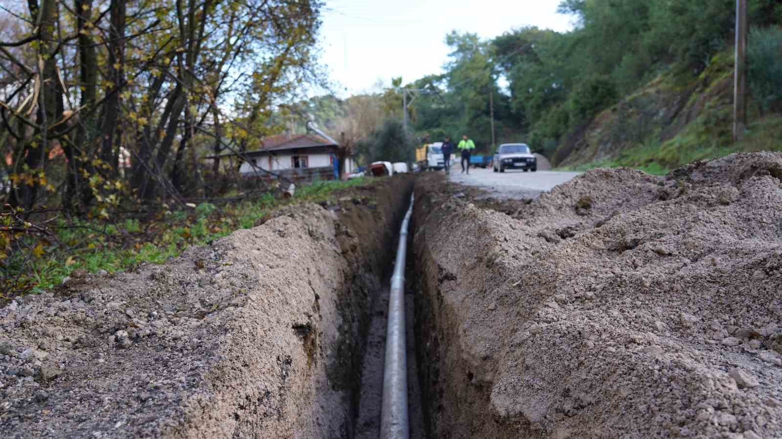 Ortaca Tepearası Mahallesi’ndeki içme suyu hattı yenileniyor