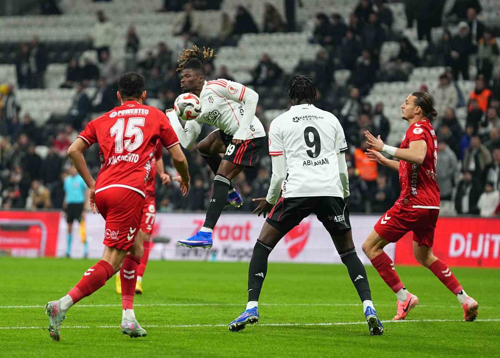 Ziraat Türkiye Kupası: Beşiktaş: 1 - Ankara Keçiörengücü: 0 (Maç devam ediyor)