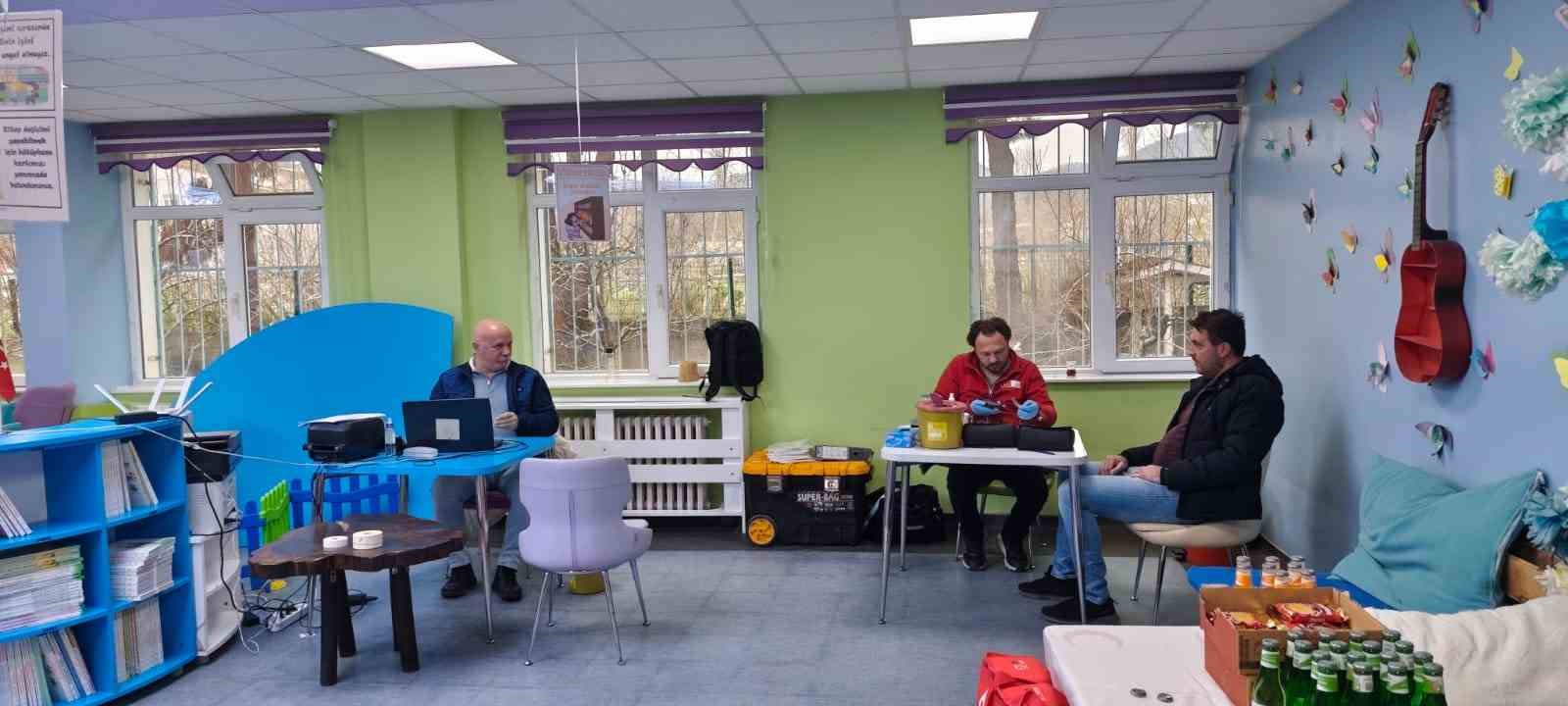 Türkeli’de okullarda rekor kan bağışı: 3 günde 253 ünite kan toplandı