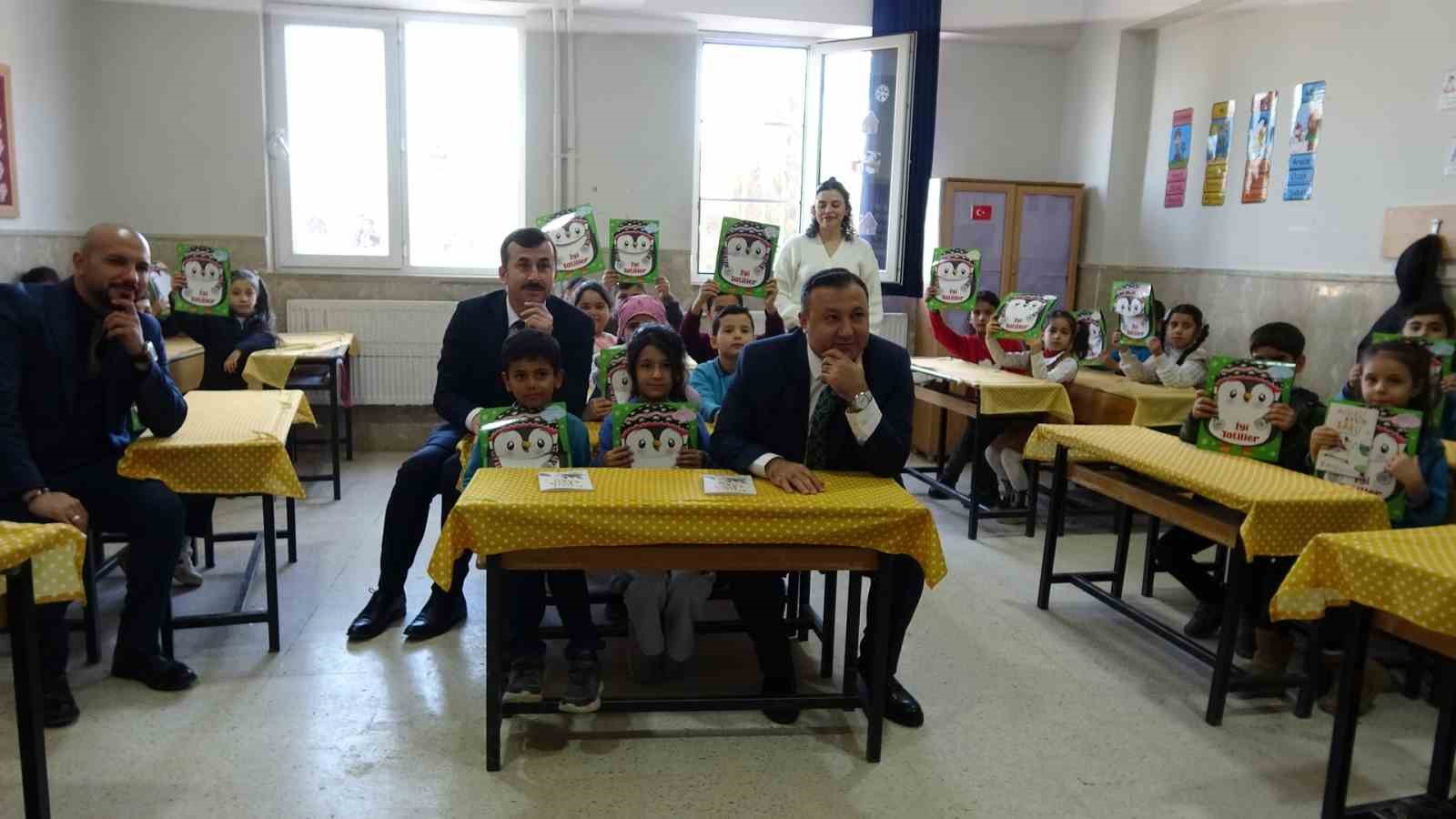 Kilis’te 205 okulda yaklaşık 46 bin öğrenci karne aldı