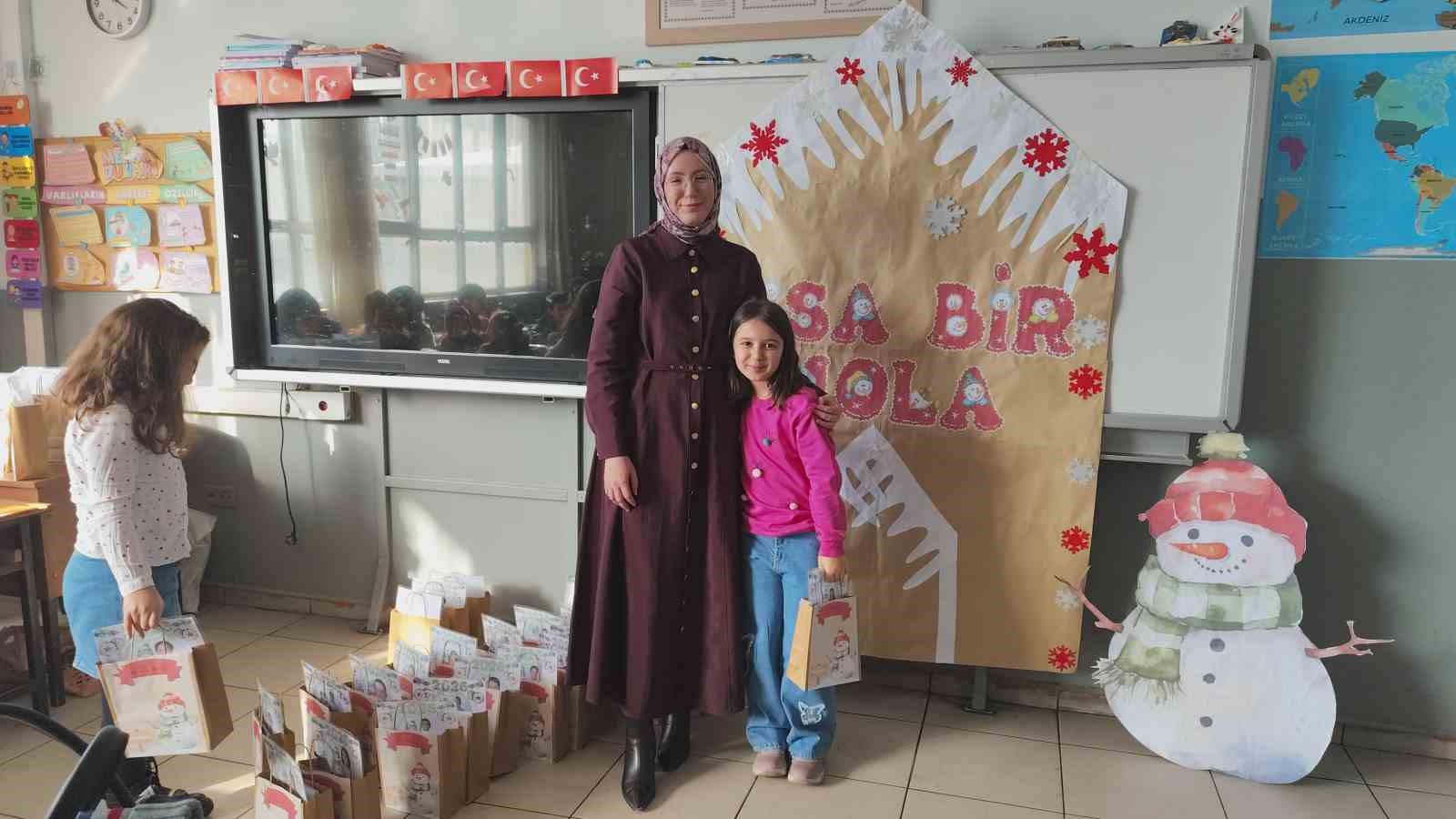 Erciş’te öğrencilerin karne sevinci